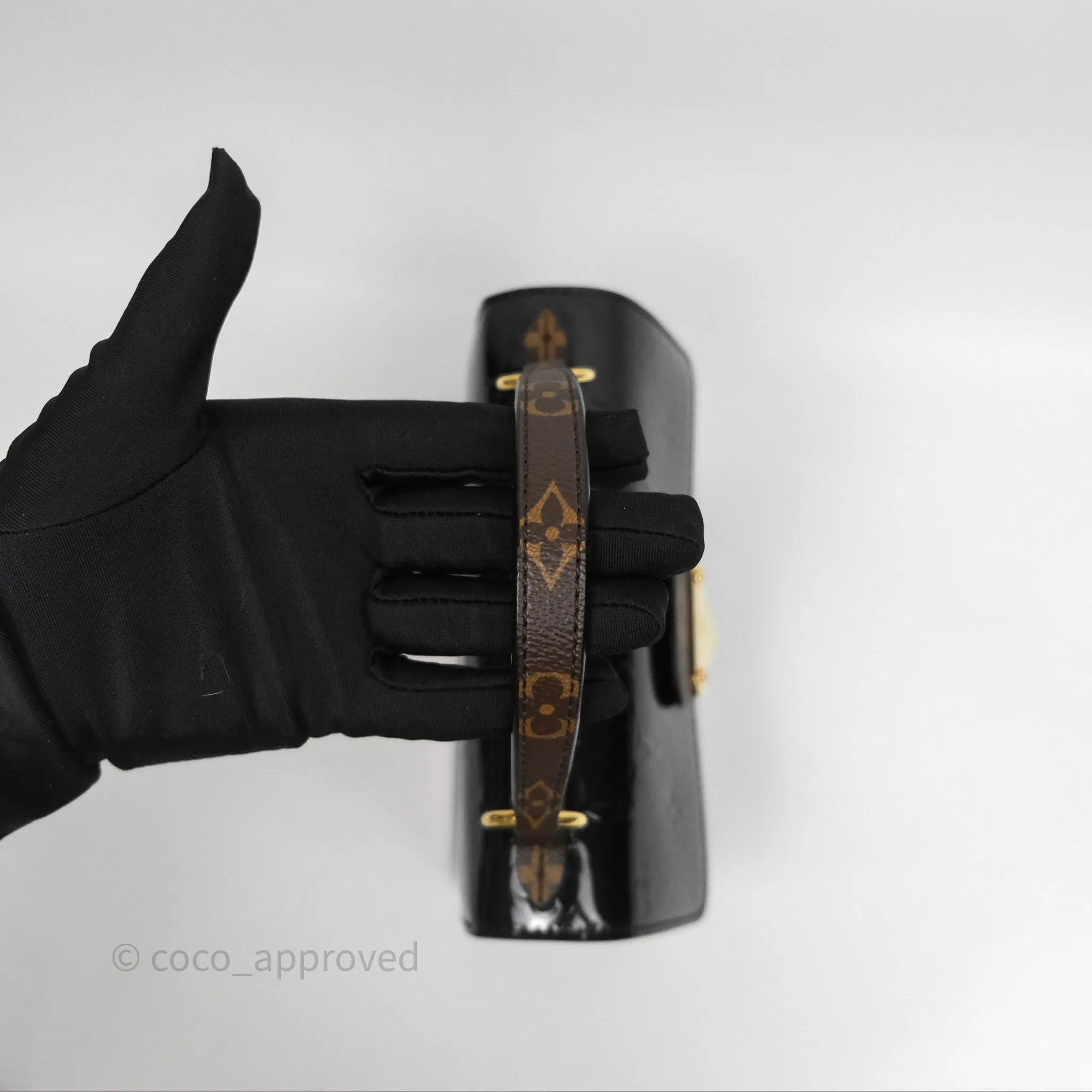 Louis Vuitton Spring Street Vernis Epi Monogram Black