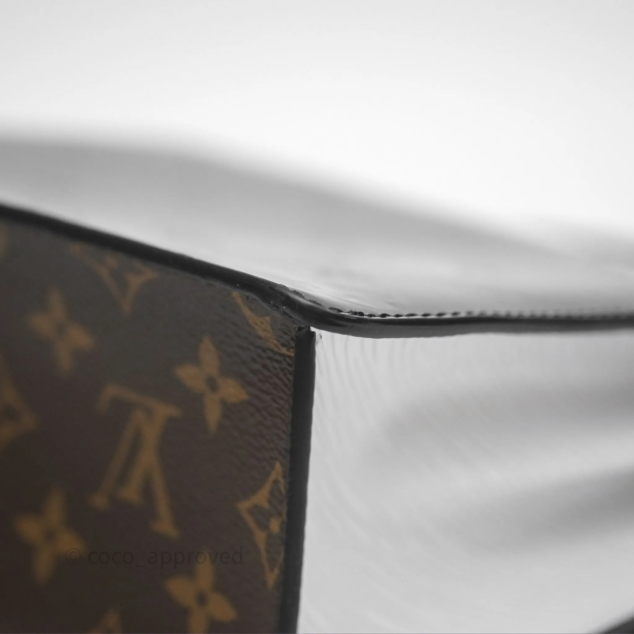 Louis Vuitton Spring Street Vernis Epi Monogram Black