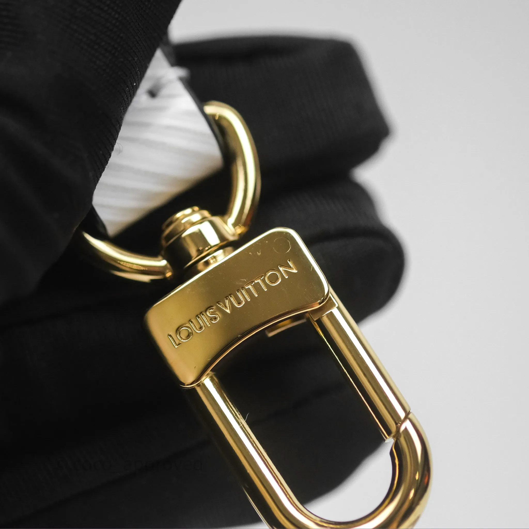 Louis Vuitton Spring Street Vernis Epi Monogram Black