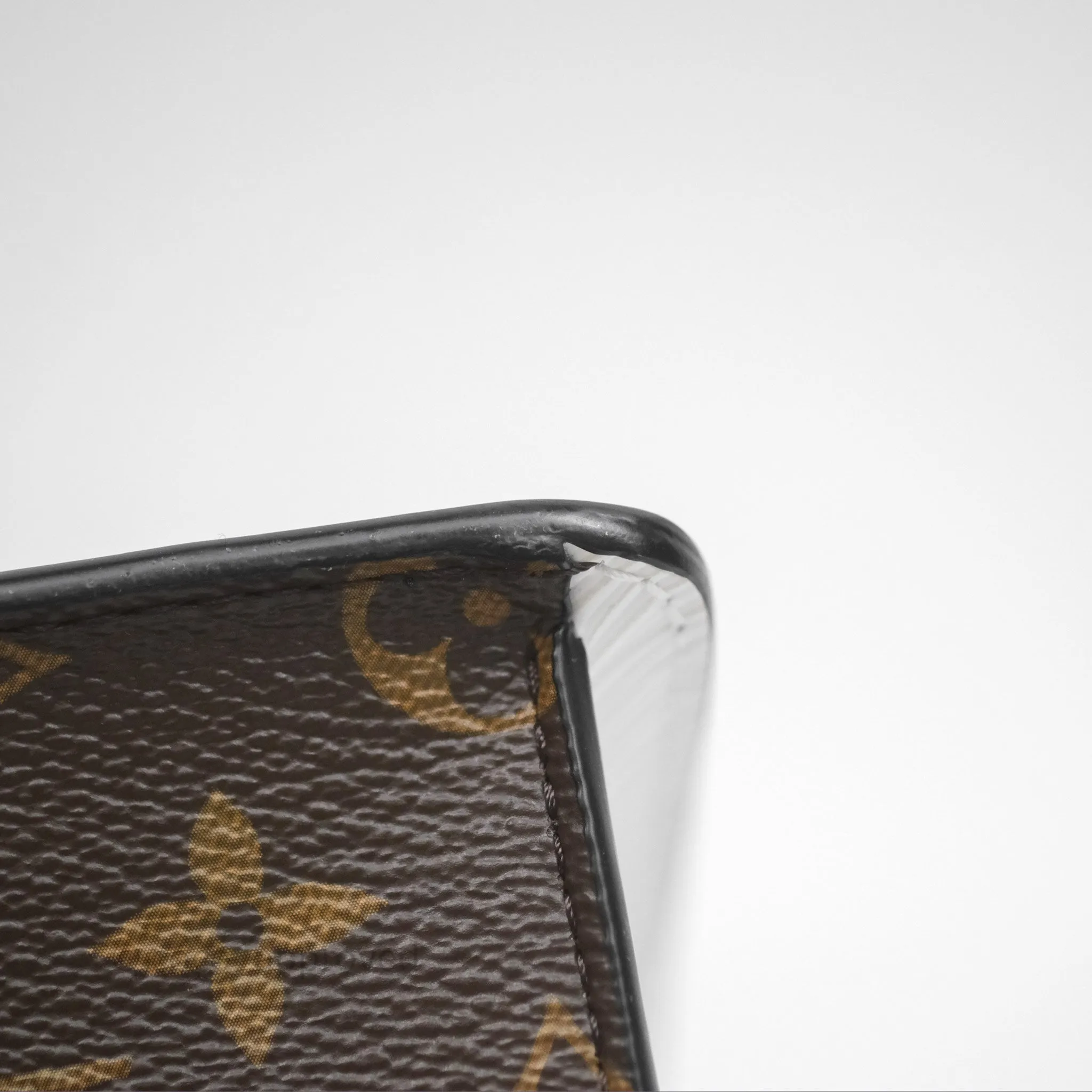 Louis Vuitton Spring Street Vernis Epi Monogram Black