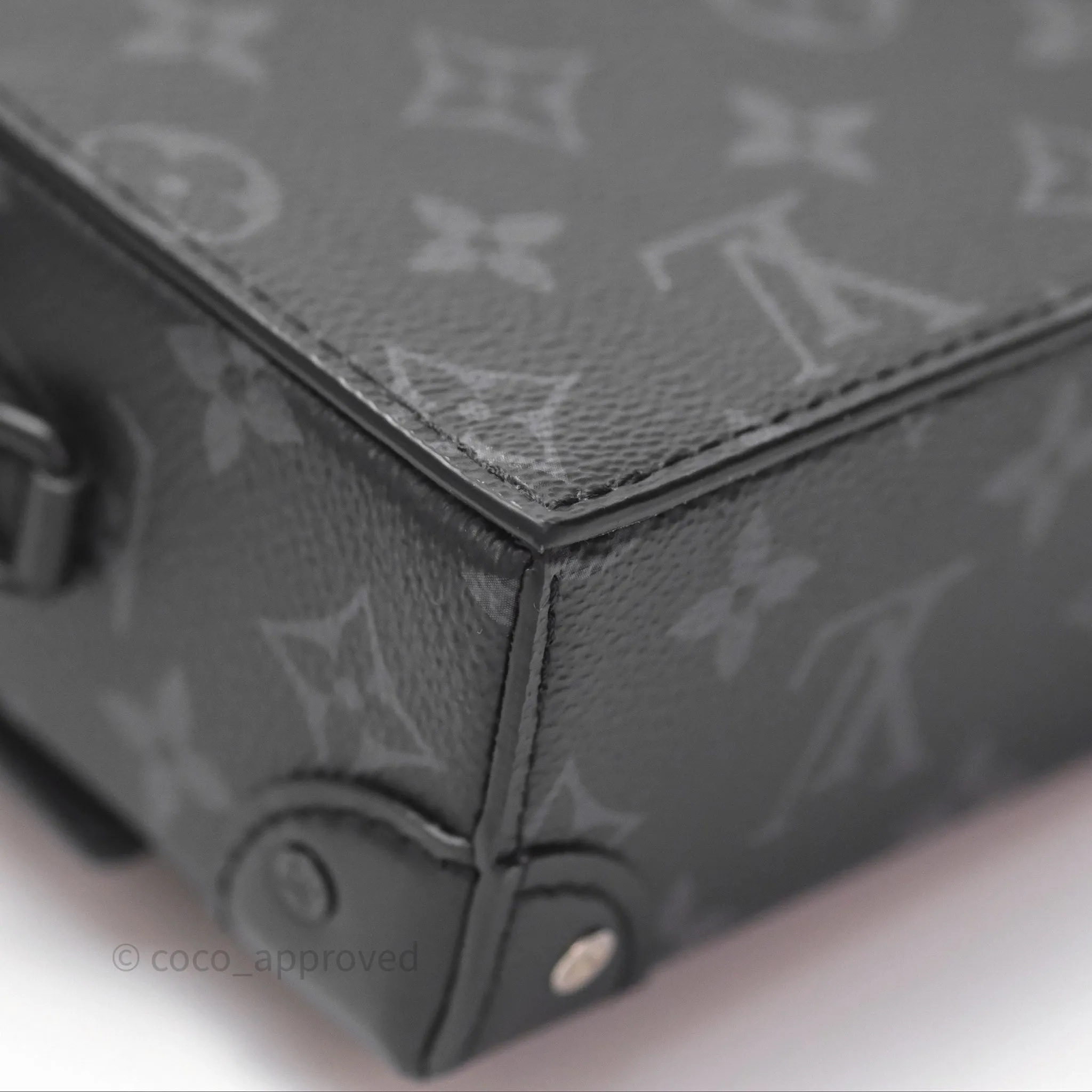 Louis Vuitton Steamer Wearable Wallet Monogram Eclipse Canvas