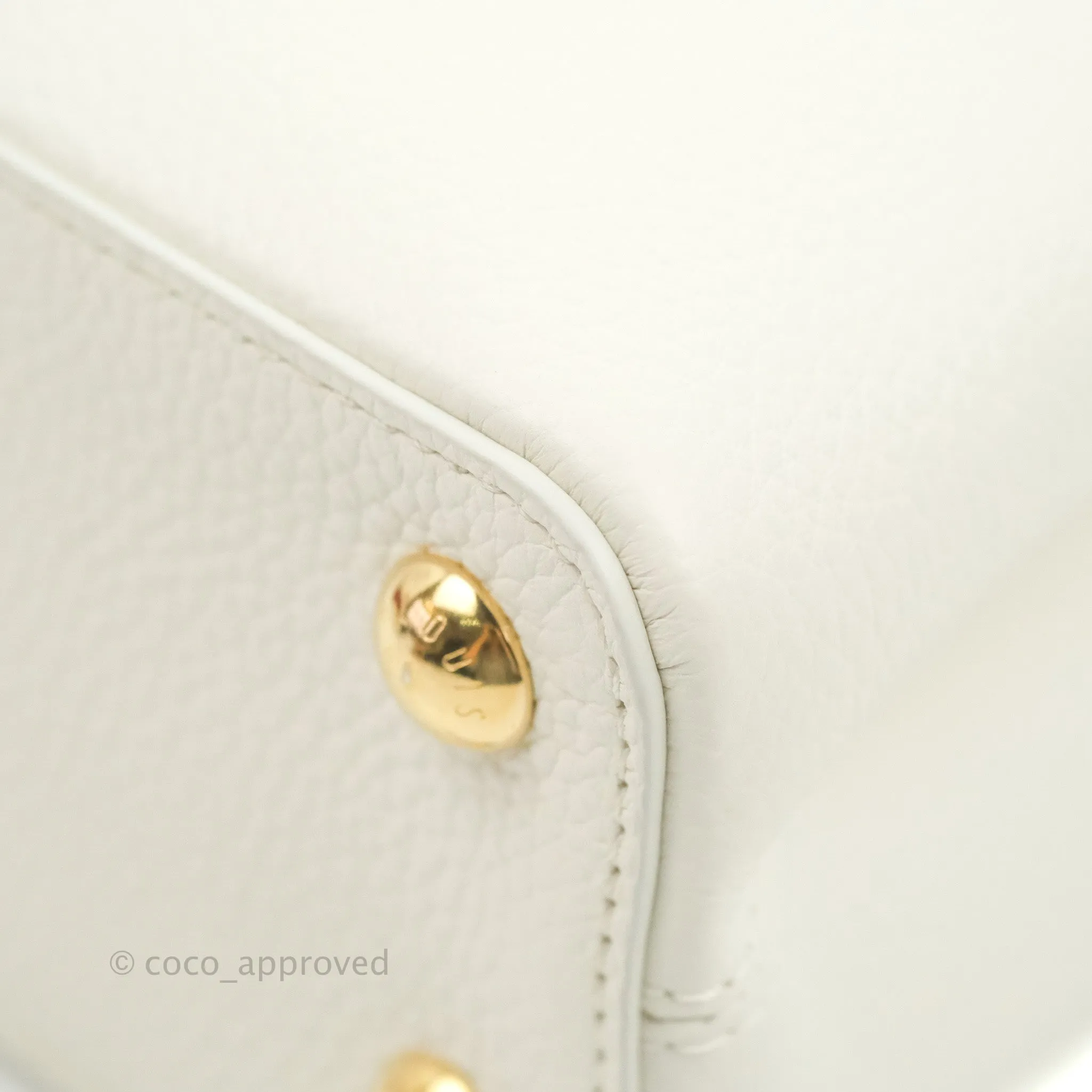 Louis Vuitton Taurillon Capucines BB Snow / Cedrat