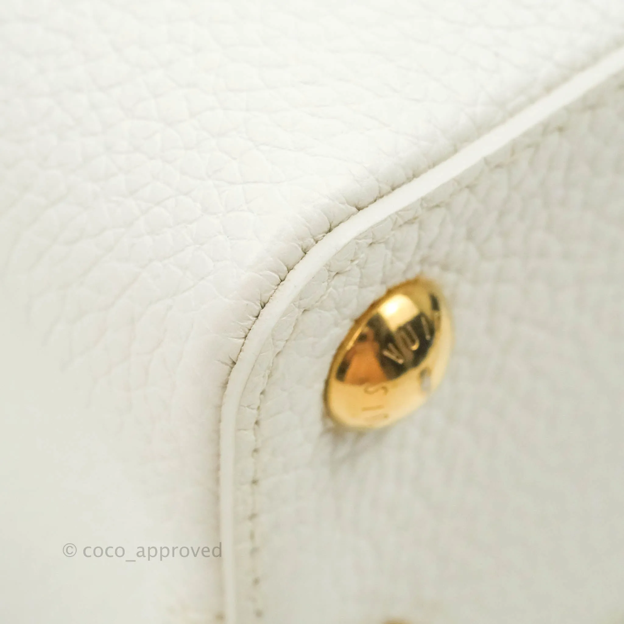 Louis Vuitton Taurillon Capucines BB Snow