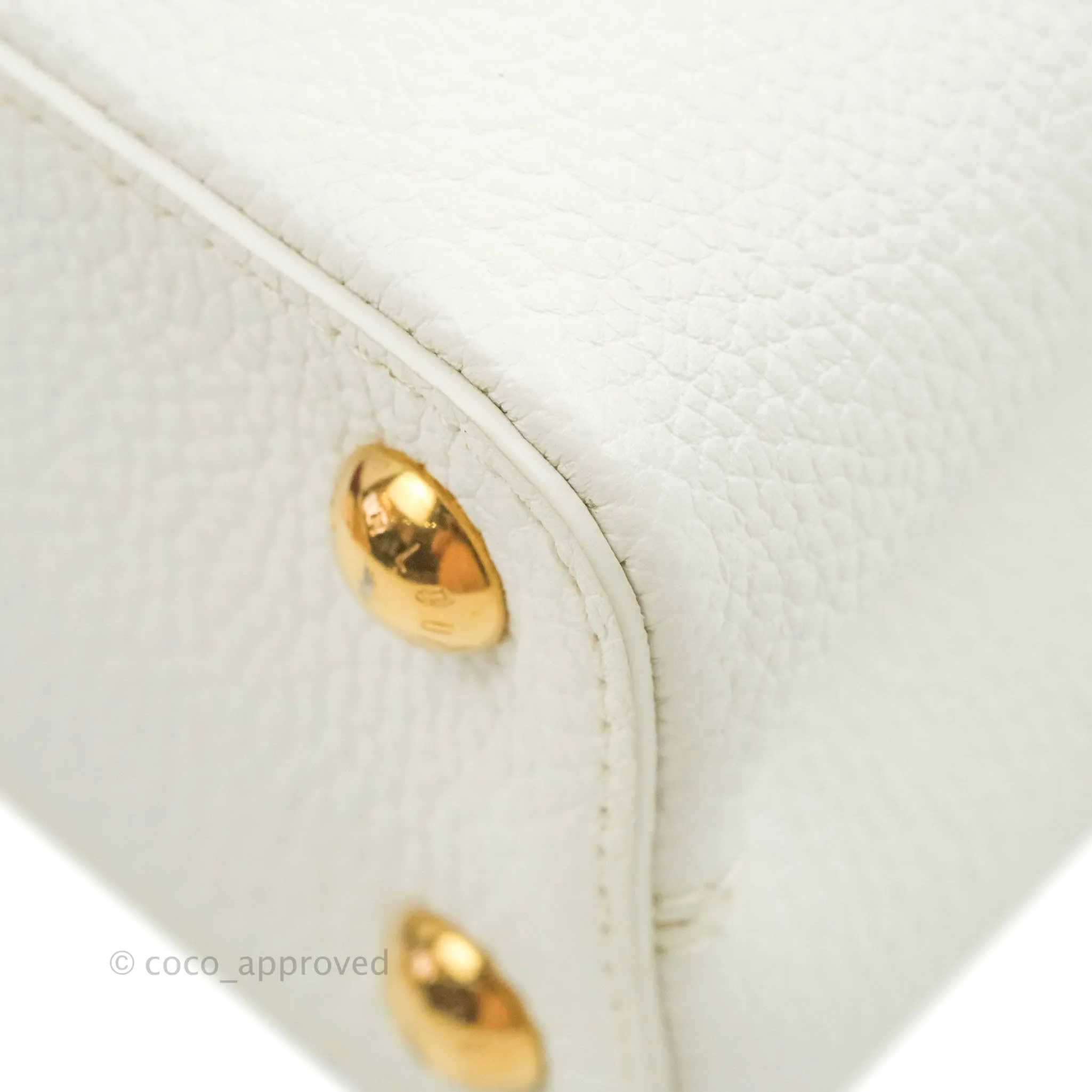 Louis Vuitton Taurillon Capucines BB Snow