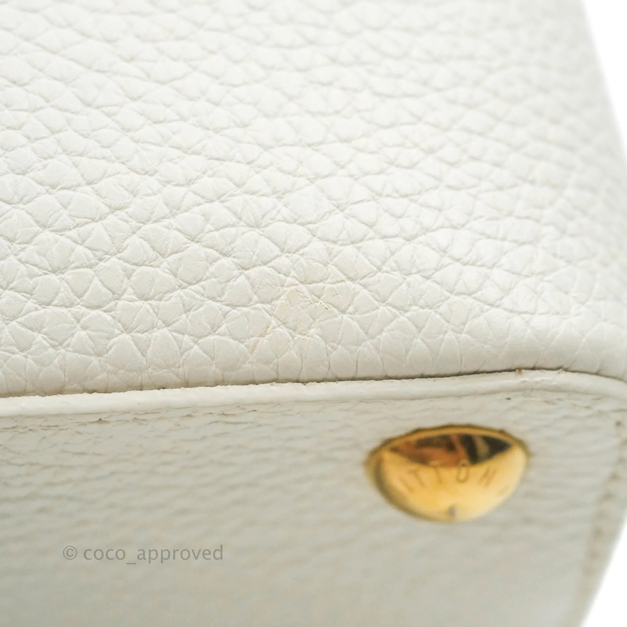 Louis Vuitton Taurillon Capucines BB Snow