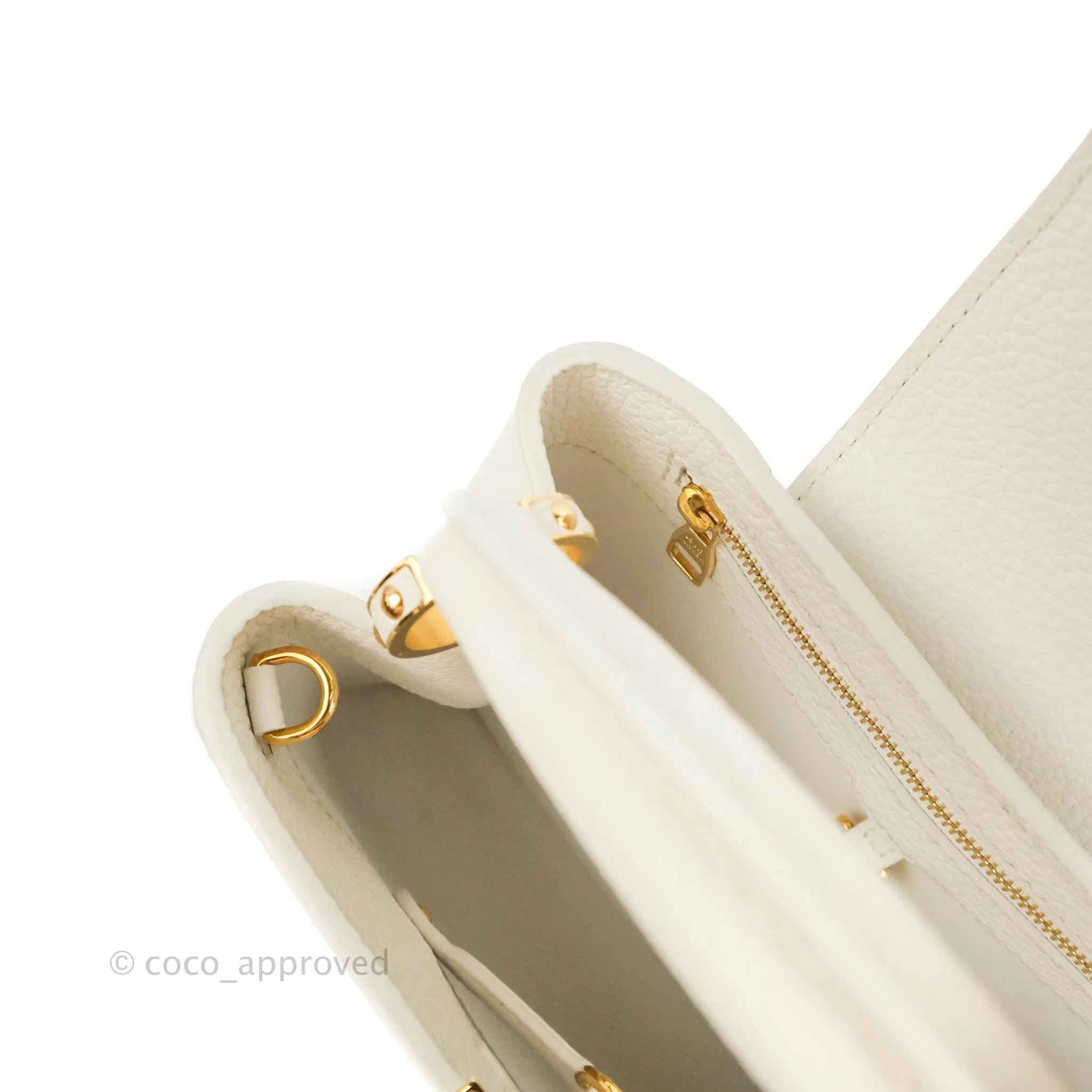 Louis Vuitton Taurillon Capucines BB Snow