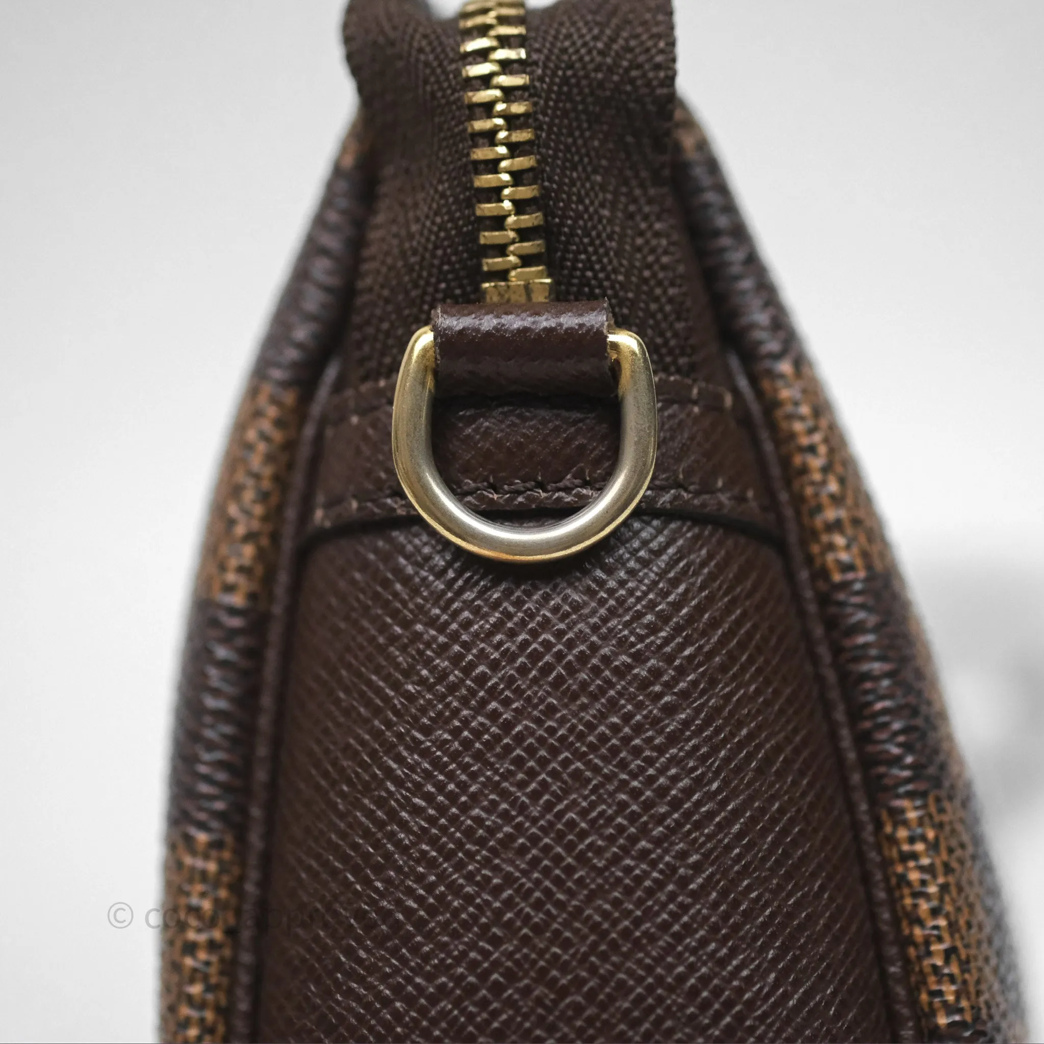 Louis Vuitton Trousse Make Up Pochette Damier Ebene