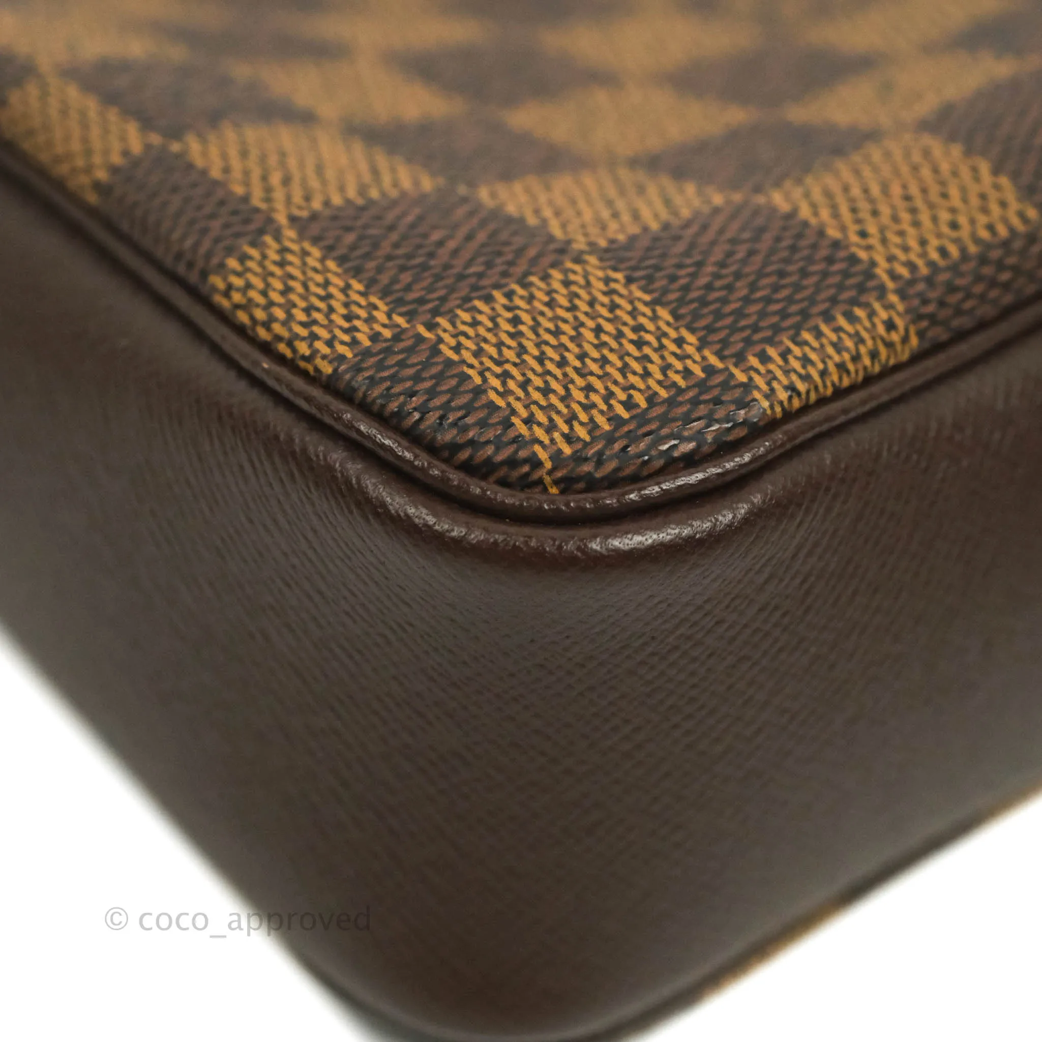 Louis Vuitton Trousse Make Up Pochette Damier Ebene