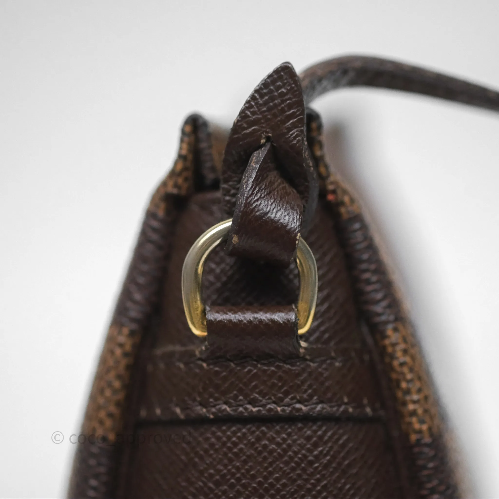 Louis Vuitton Trousse Make Up Pochette Damier Ebene