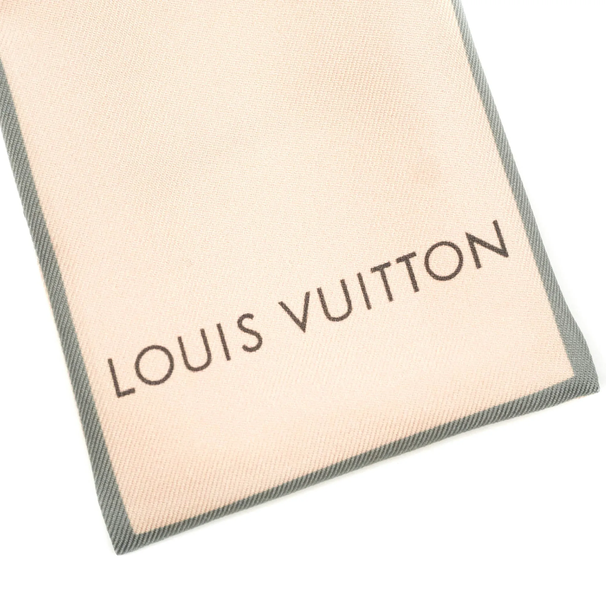 Louis Vuitton Trunks Rose Poudre Silk Twilly