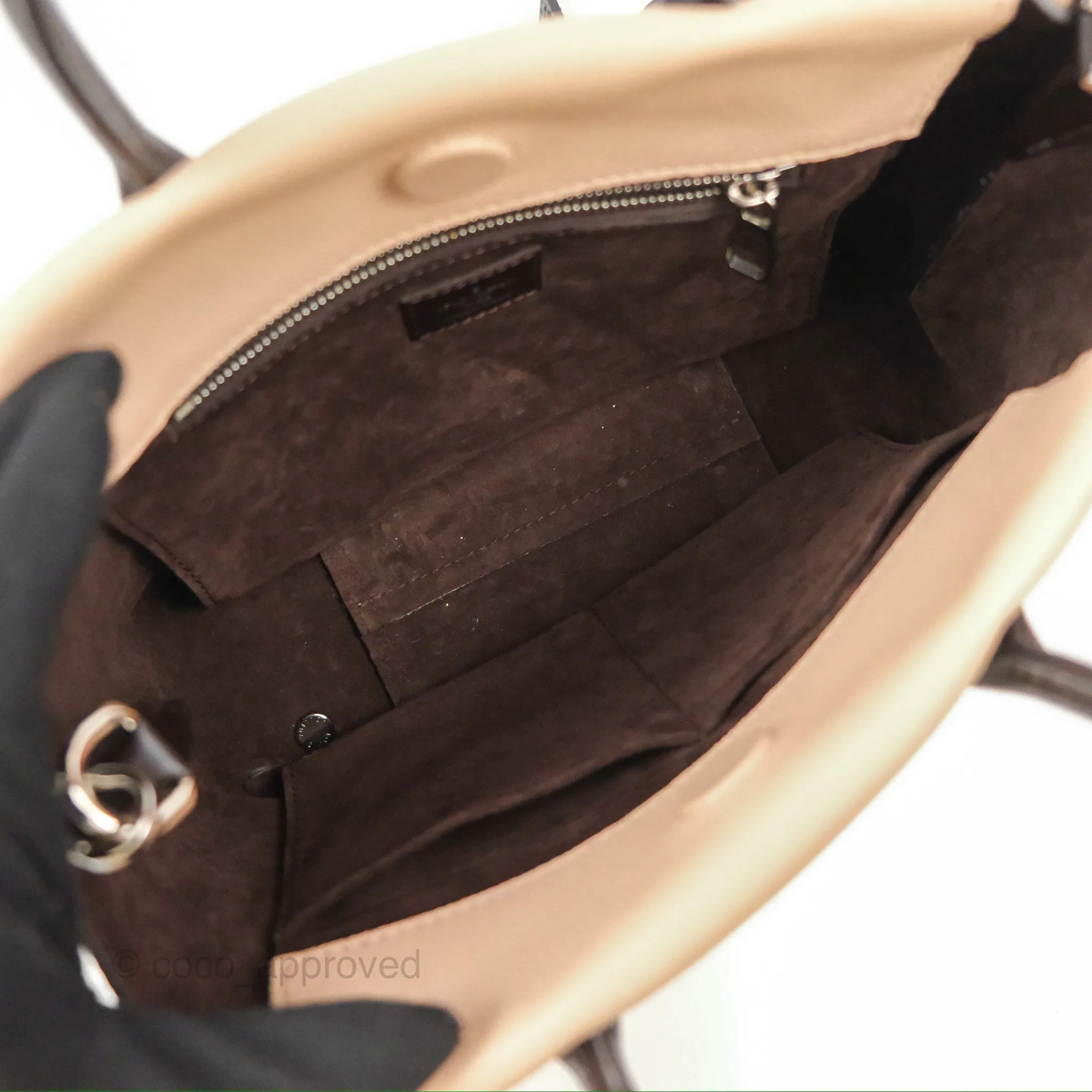 Louis Vuitton Veau Cachemire Tote W BB Petale Grained Calfskin
