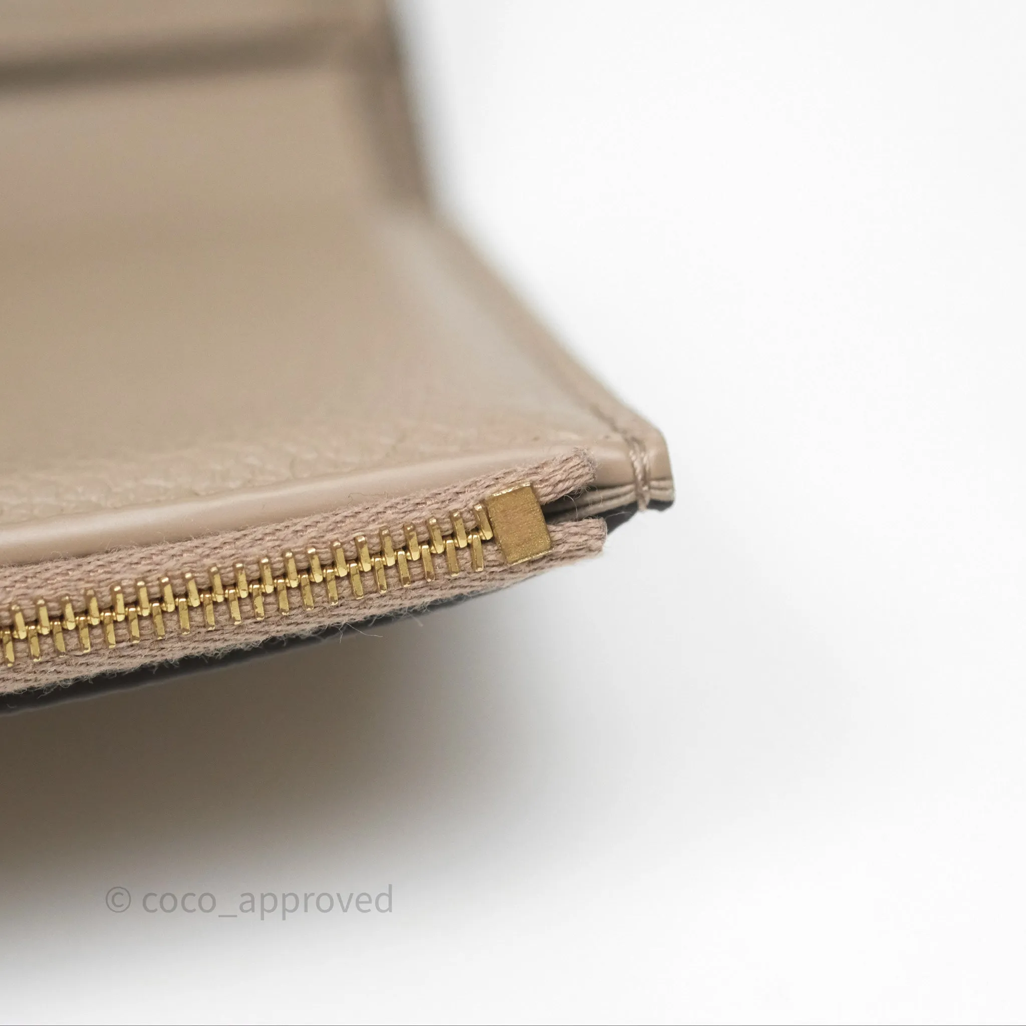 Louis Vuitton Victorine Wallet Monogram Empreinte Dove/Cream