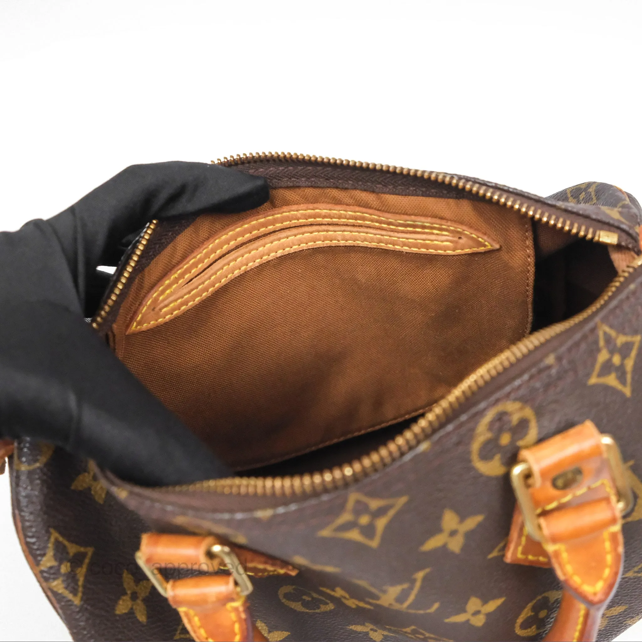 Louis Vuitton Vintage Speedy 25 Monogram Canvas