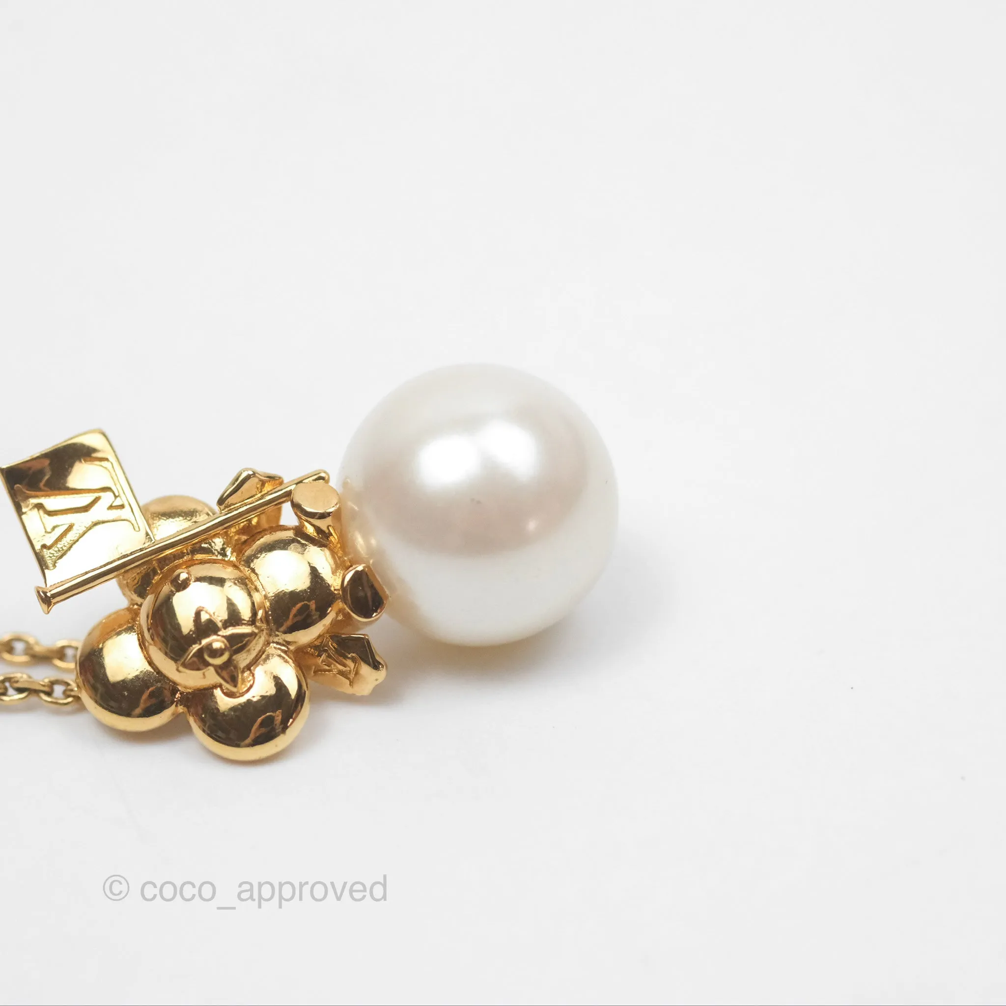 Louis Vuitton Vivienne Pearl Long Necklace Gold Tone