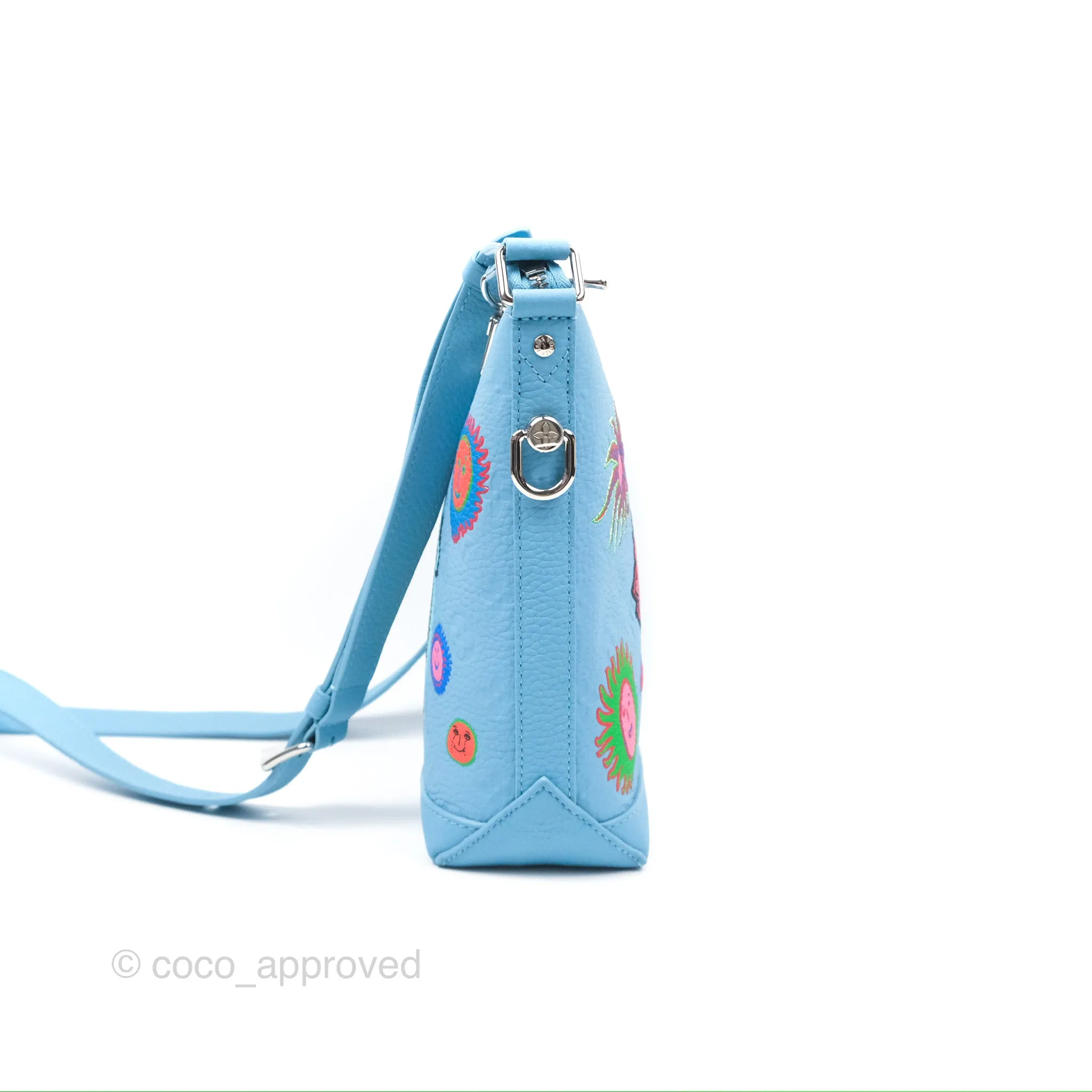 Louis Vuitton X Yayoi Kusama Hobo Cruiser Bag in Blue Taurillon Monogram