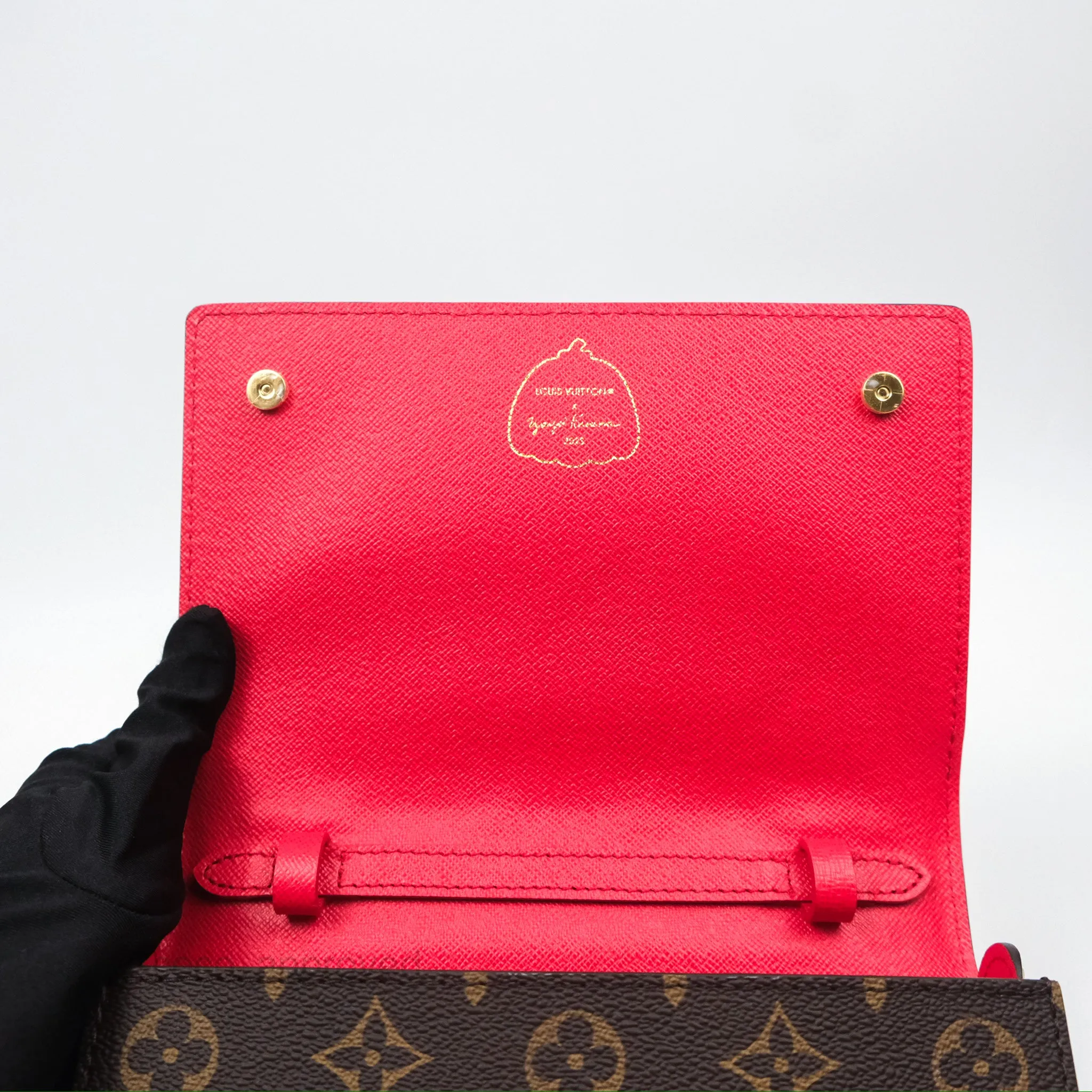 Louis Vuitton x Yayoi Kusama Monogram Painted Dots Book WOC
