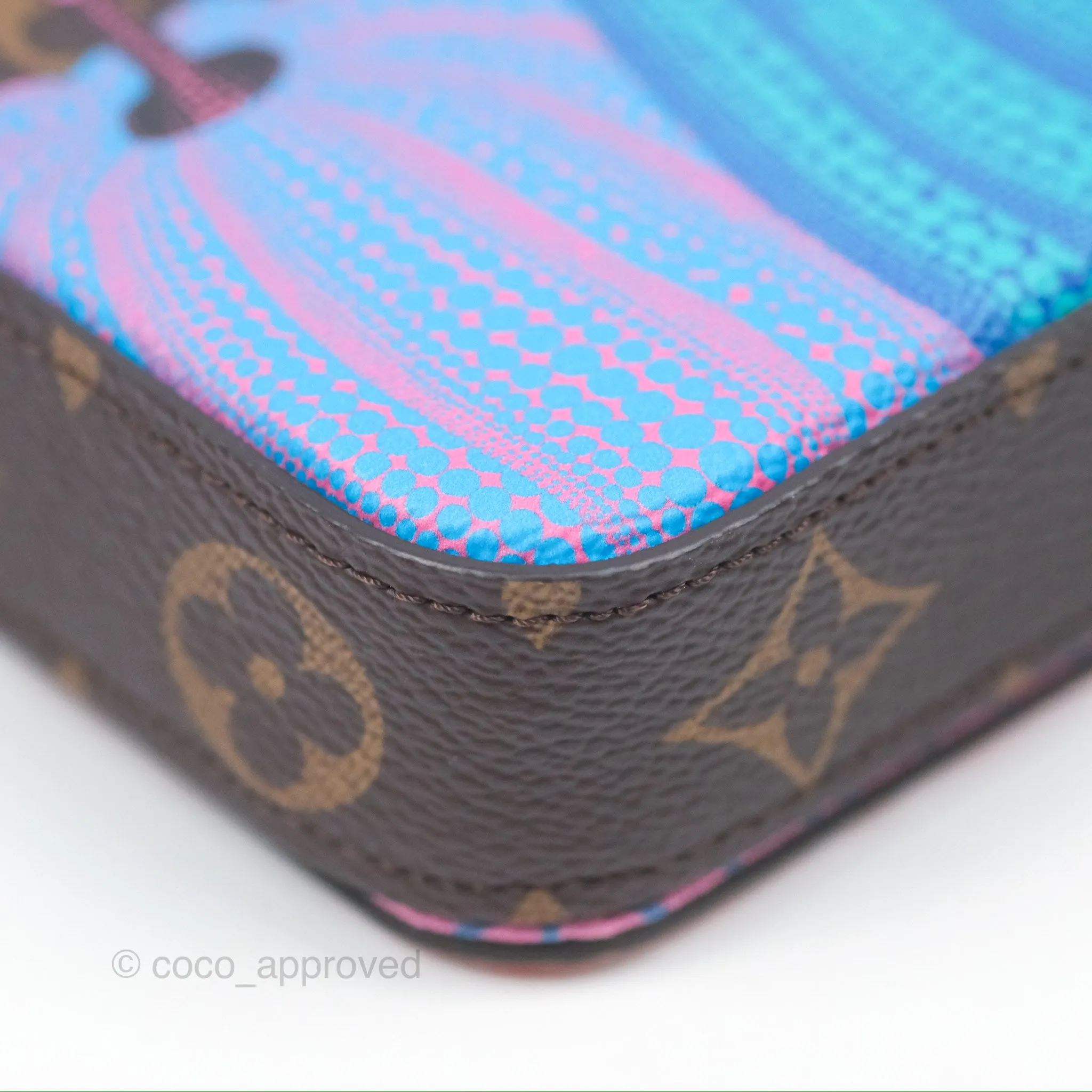 Louis Vuitton X Yayoi Kusama Pochette Felicie in Monogram Pumpkins