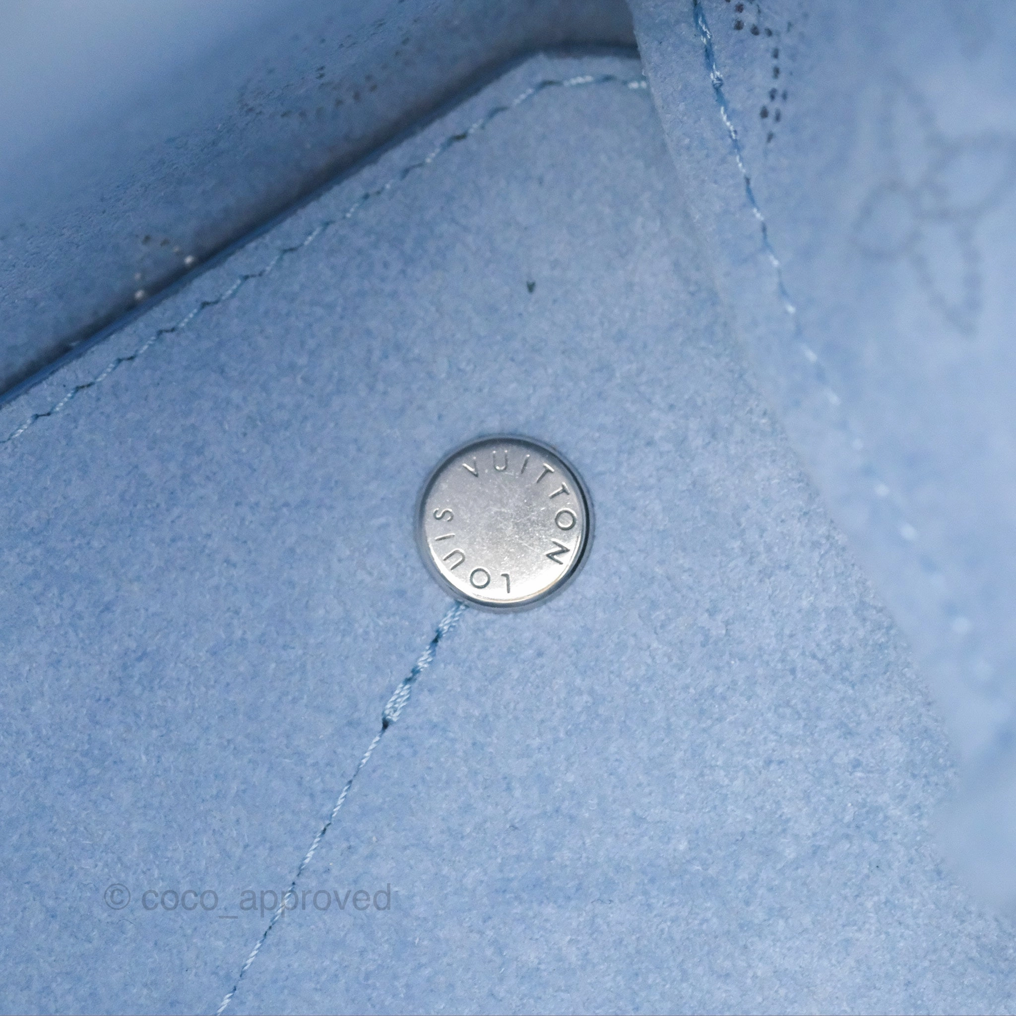 Louis Vuitton Bella Blue Nuage Mahina Calfskin