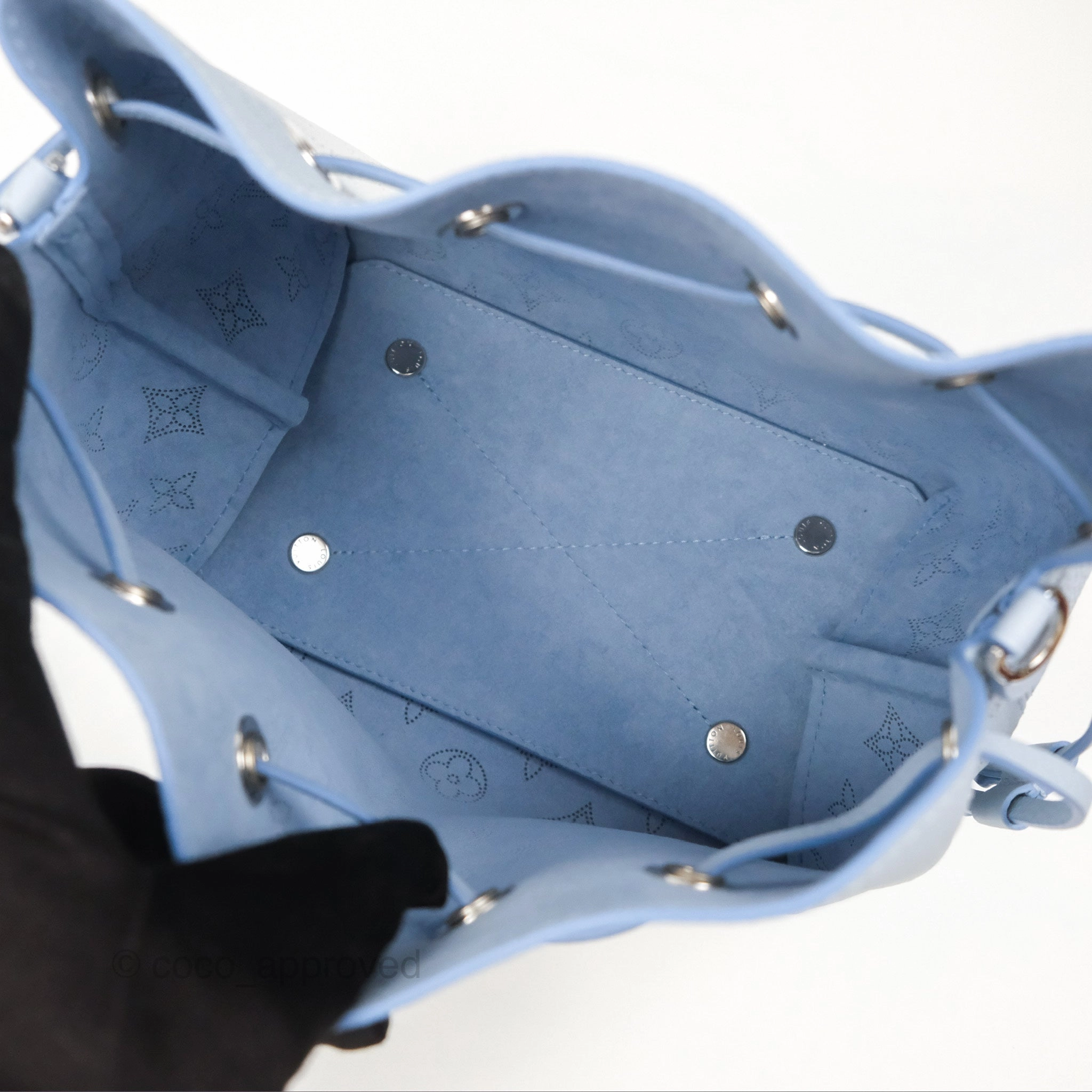 Louis Vuitton Bella Blue Nuage Mahina Calfskin