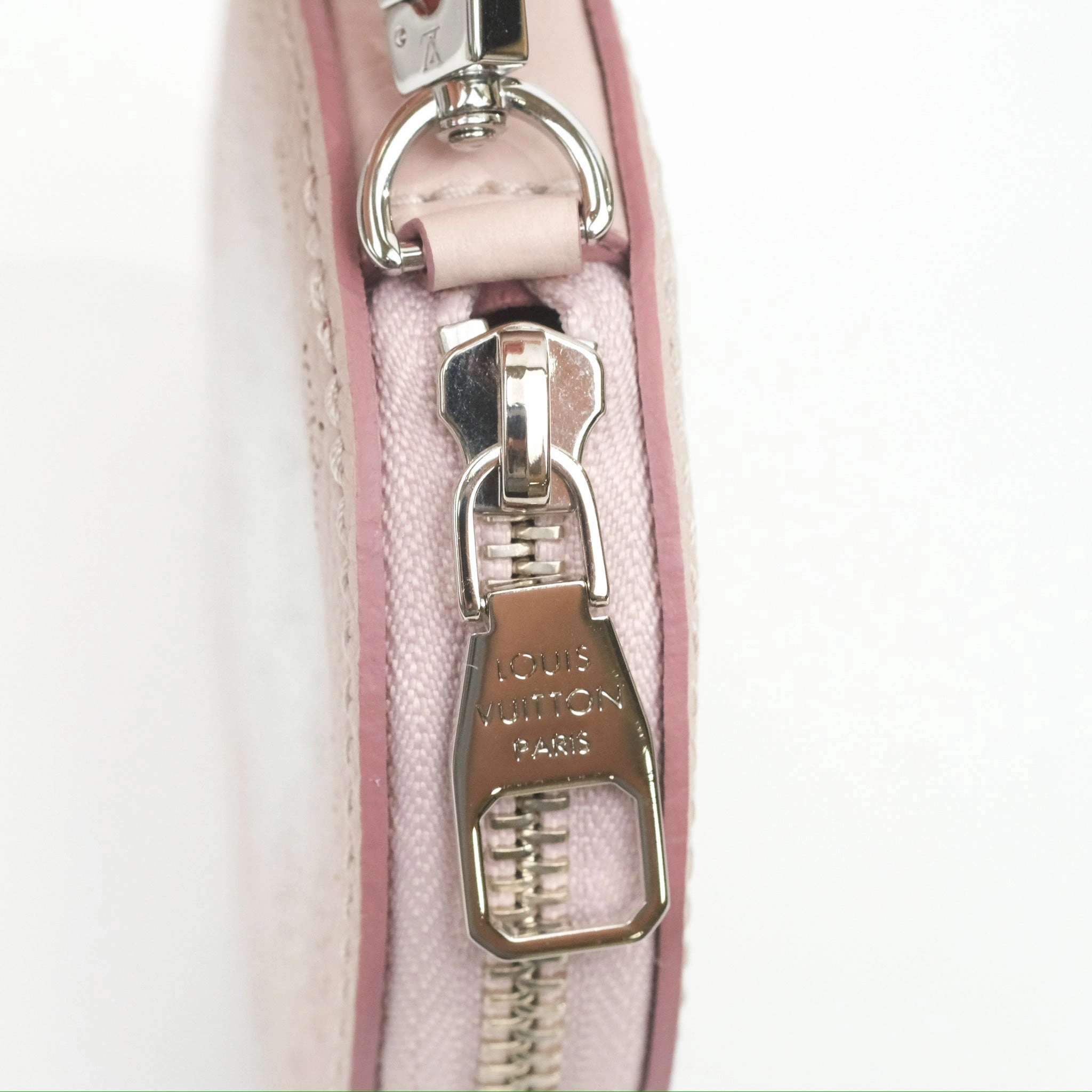 Louis Vuitton Bella Lilas Mahina Calfskin