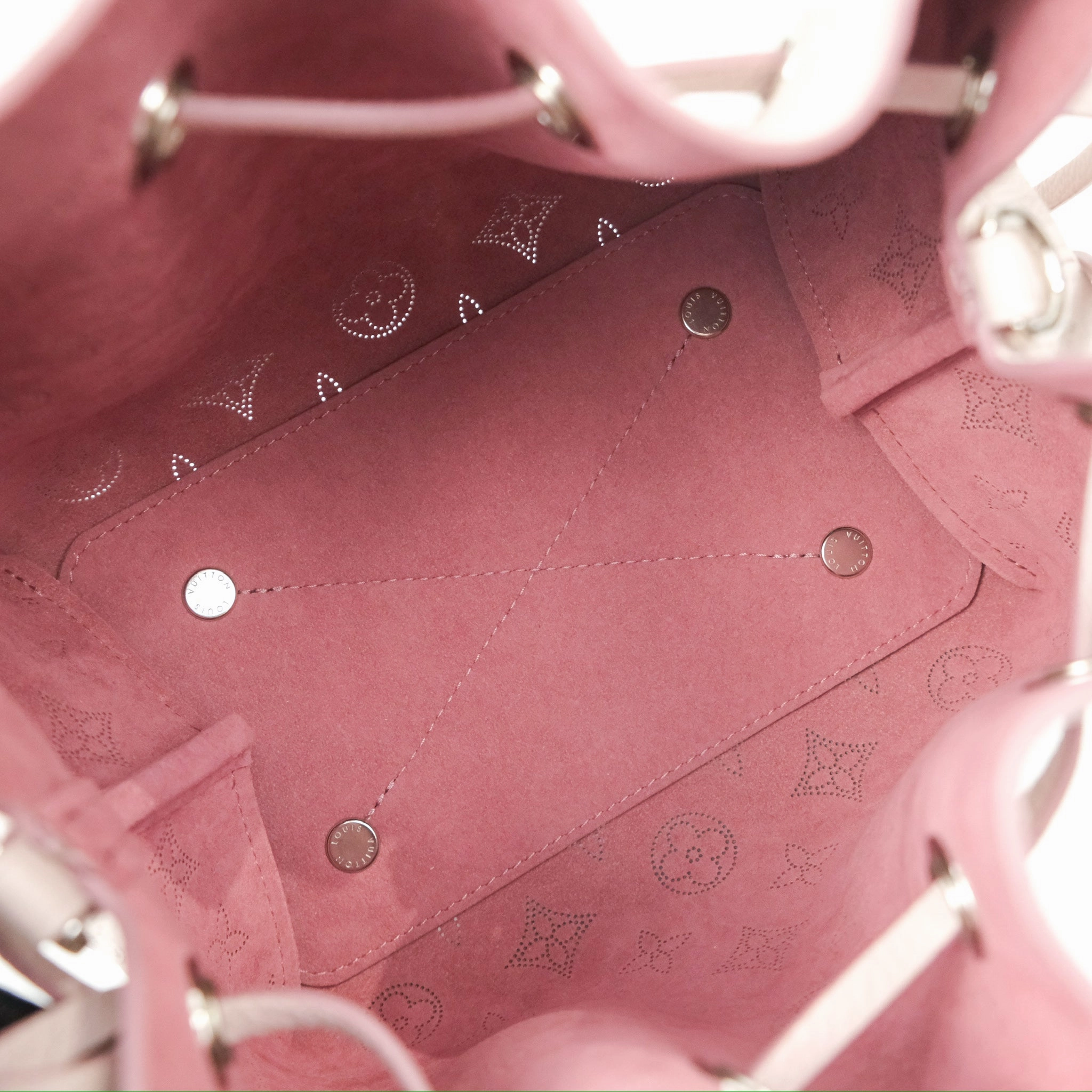 Louis Vuitton Bella Lilas Mahina Calfskin