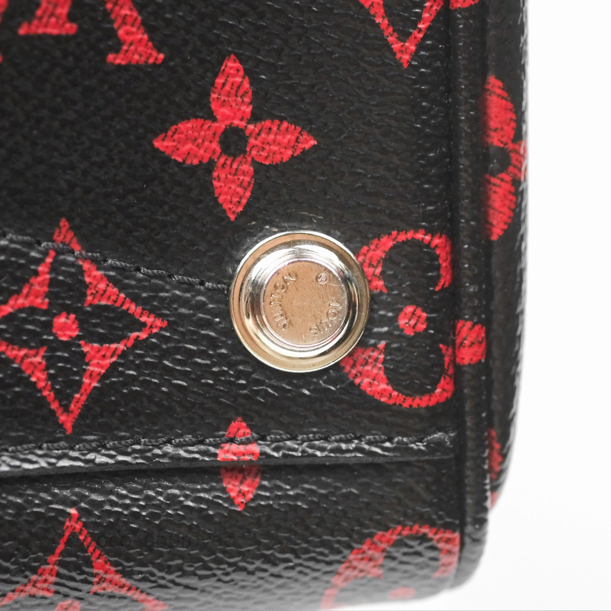 Louis Vuitton Dora Soft MM Monogram Infrarouge
