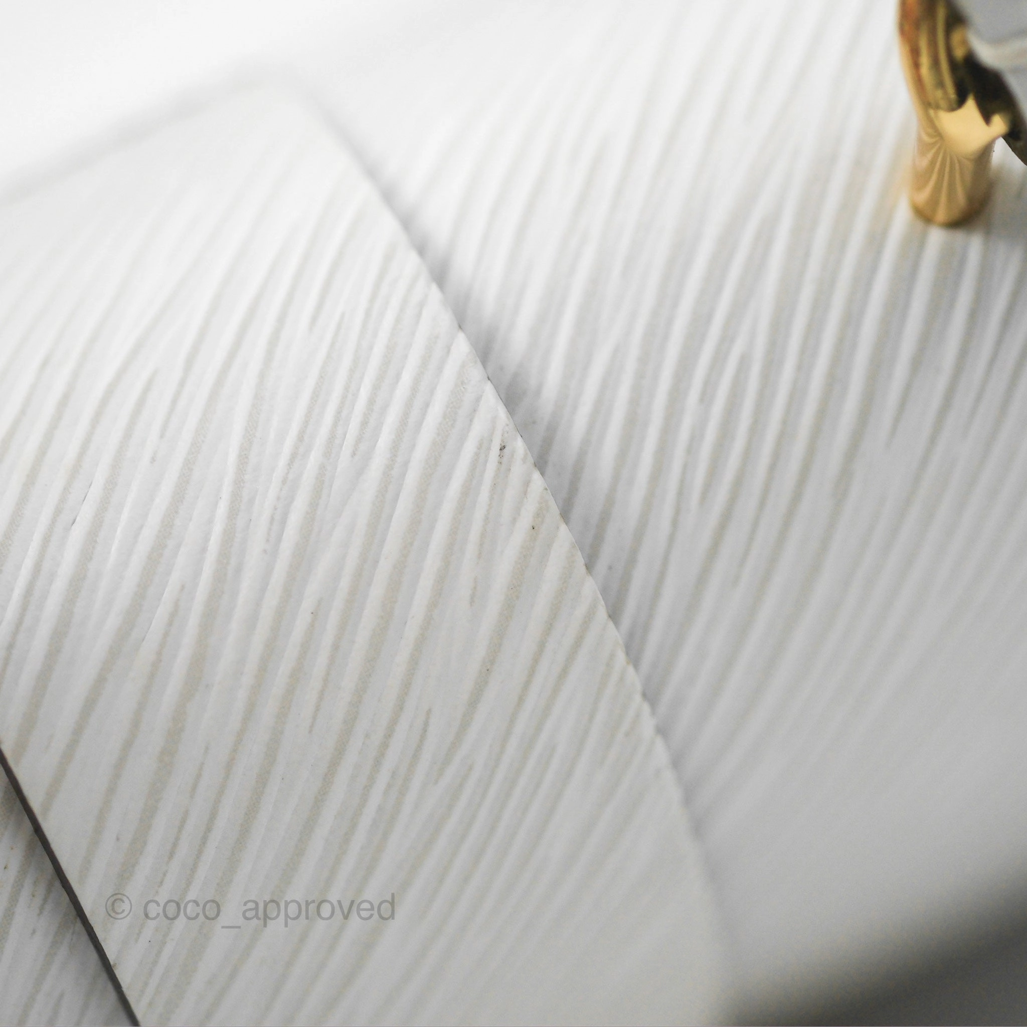 Louis Vuitton Locky BB White Epi