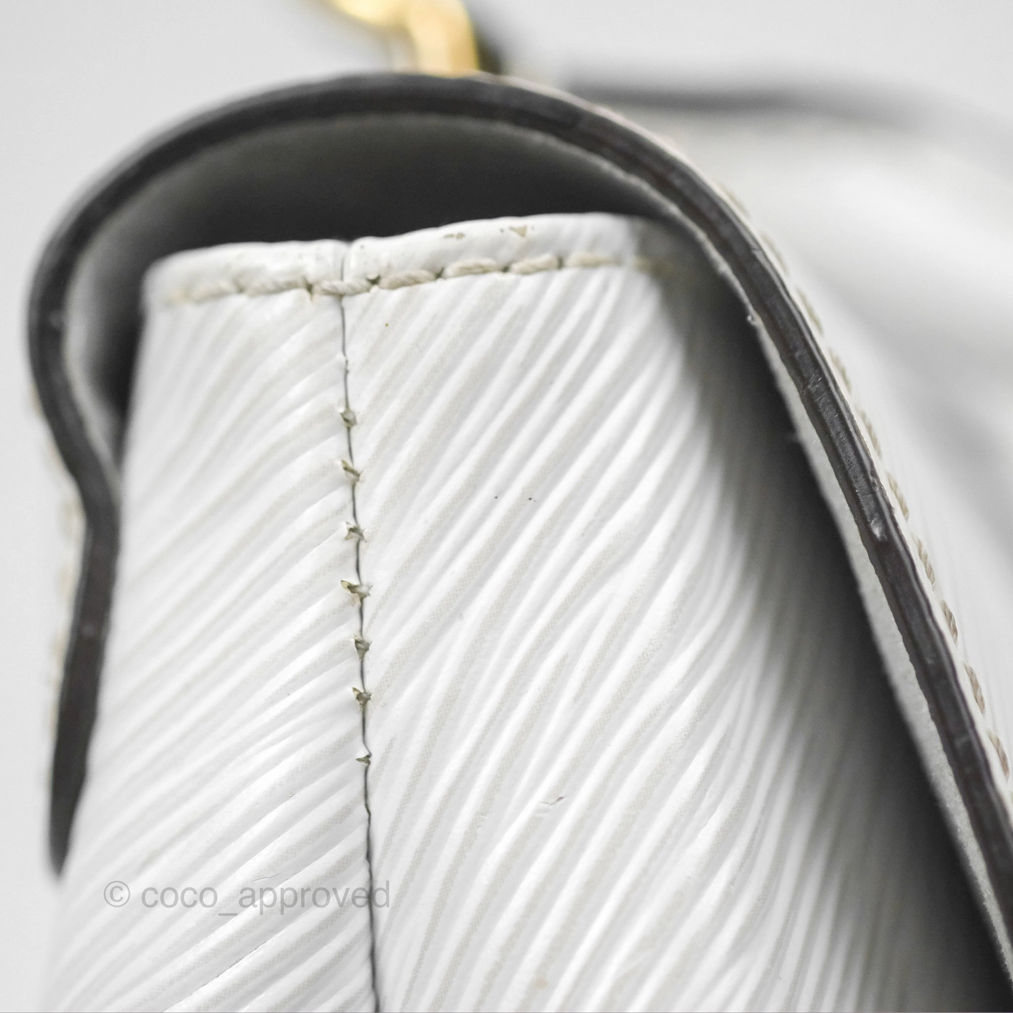 Louis Vuitton Locky BB White Epi