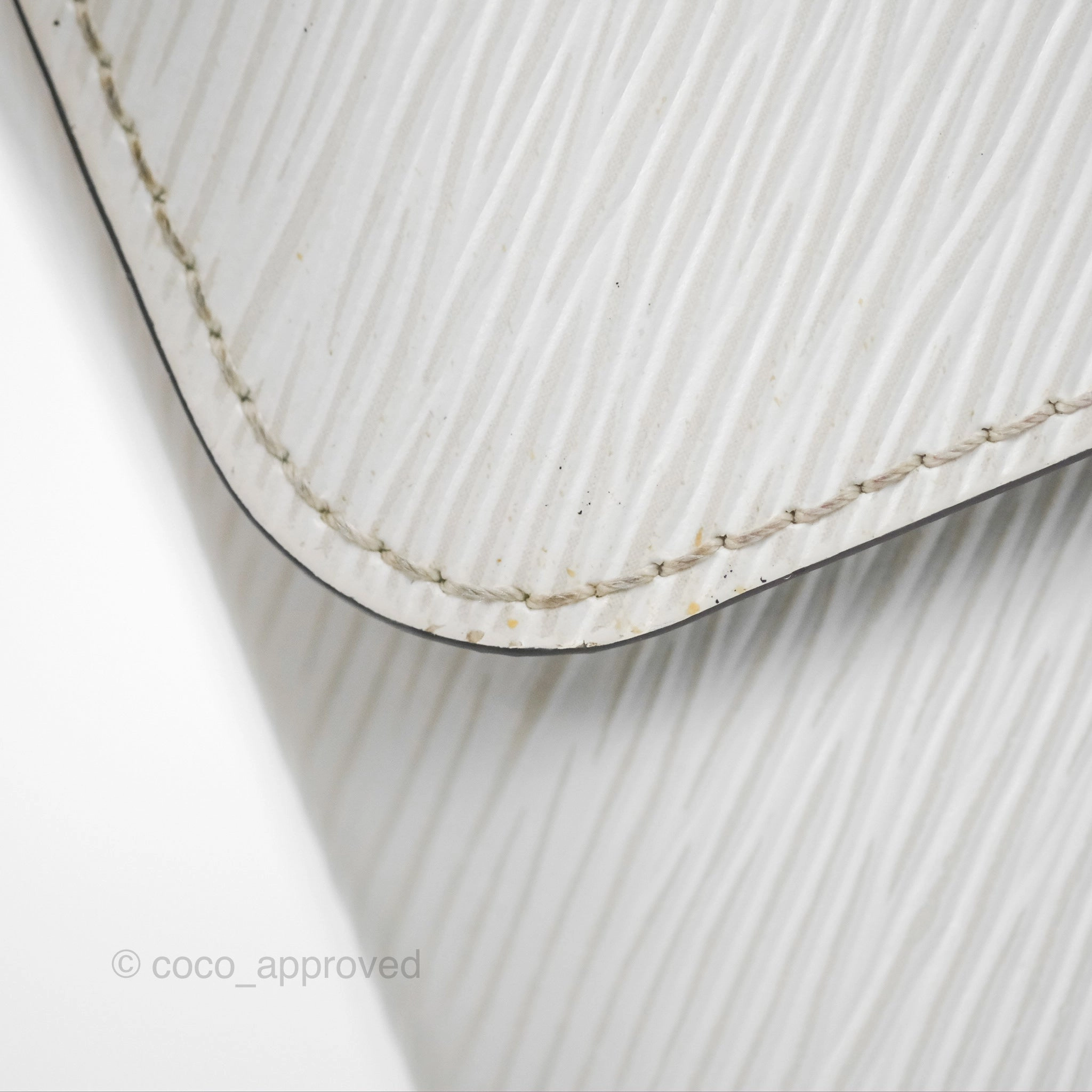 Louis Vuitton Locky BB White Epi
