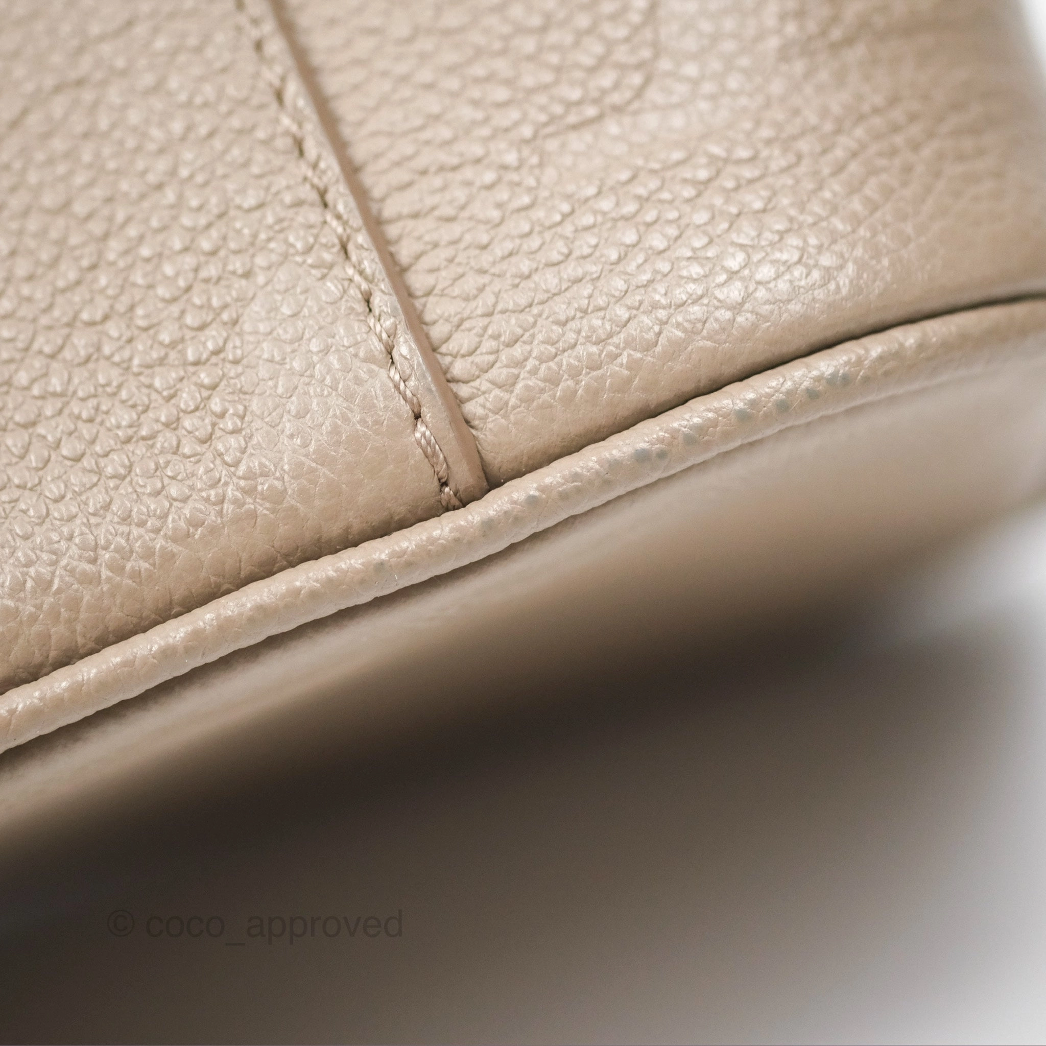 Louis Vuitton Monogram Empreinte Tourterelle Vanity PM Beige Gold Hardware
