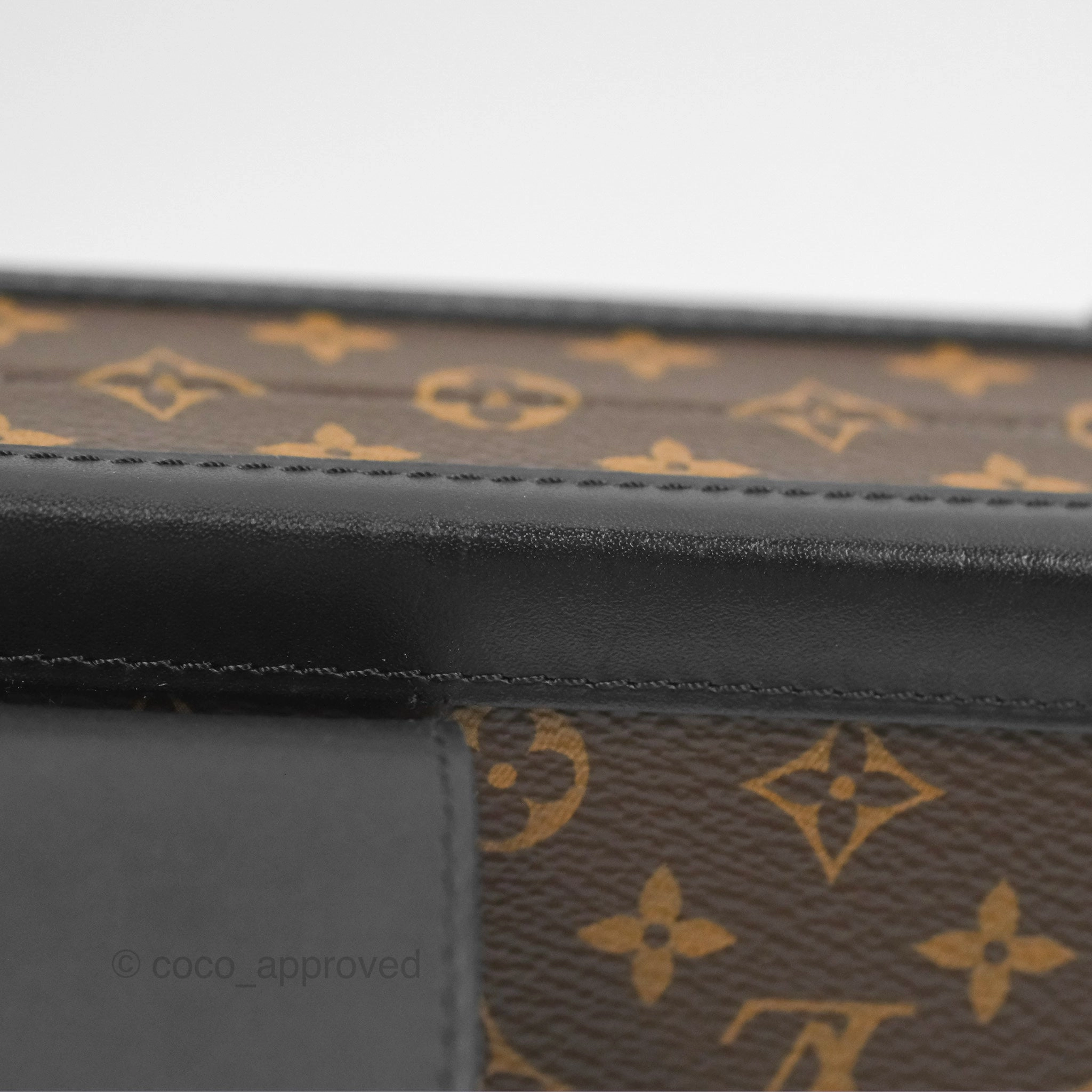 Louis Vuitton Monogram Petite Malle