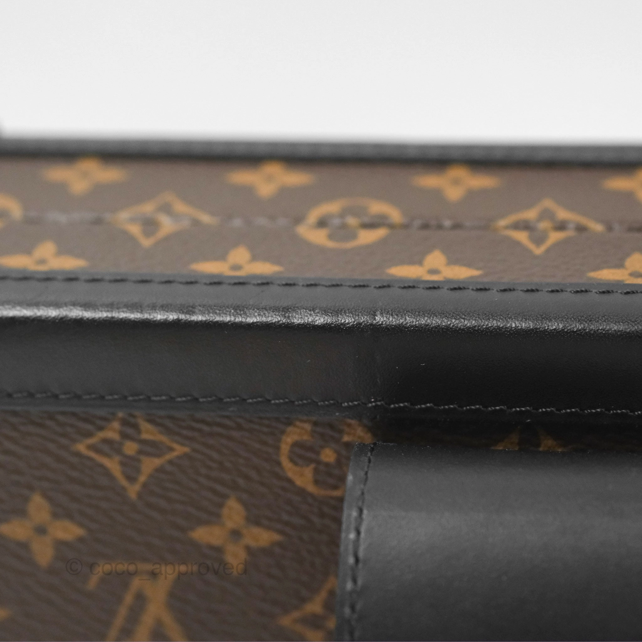 Louis Vuitton Monogram Petite Malle