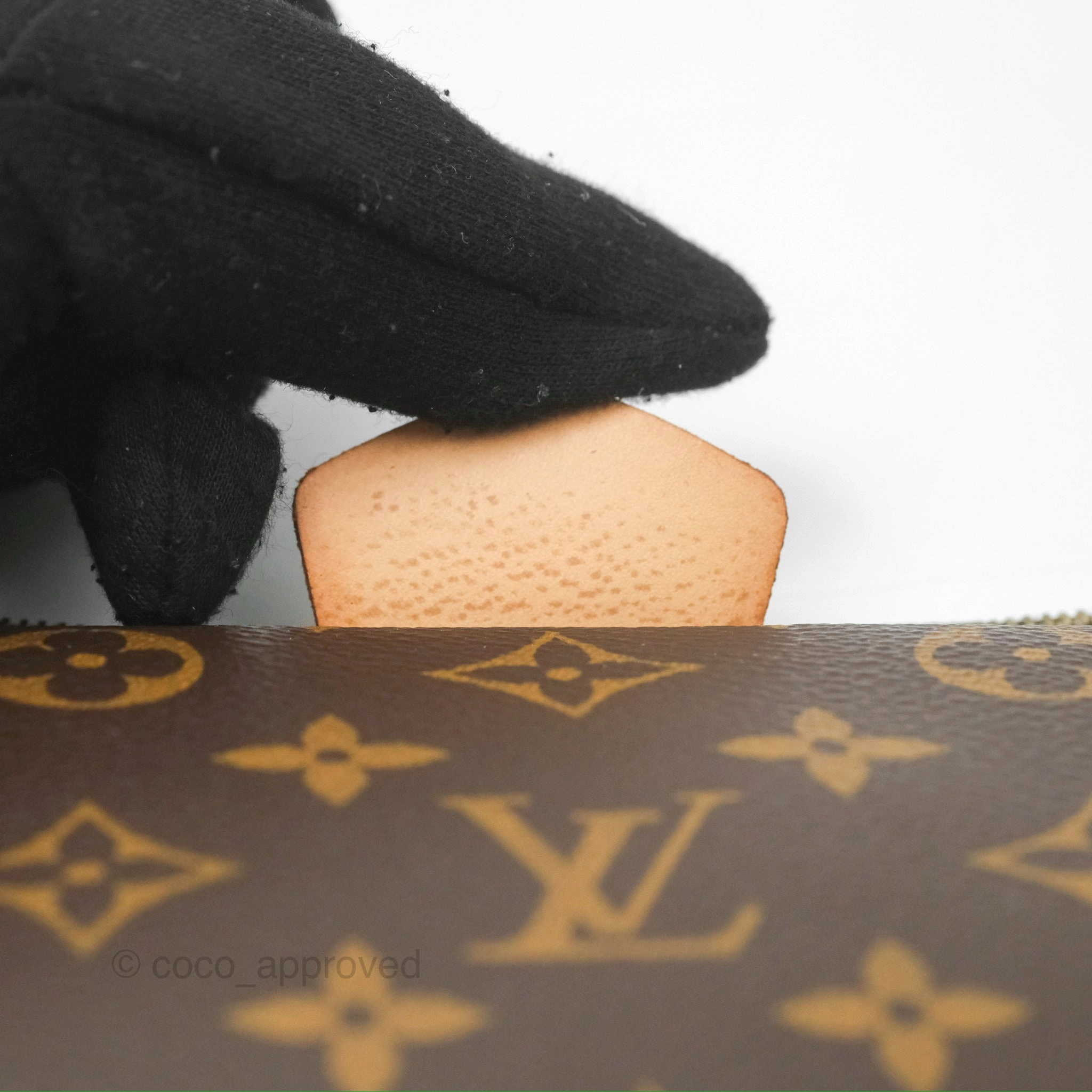 Louis Vuitton Multi Pochette Accessories Monogram Khaki