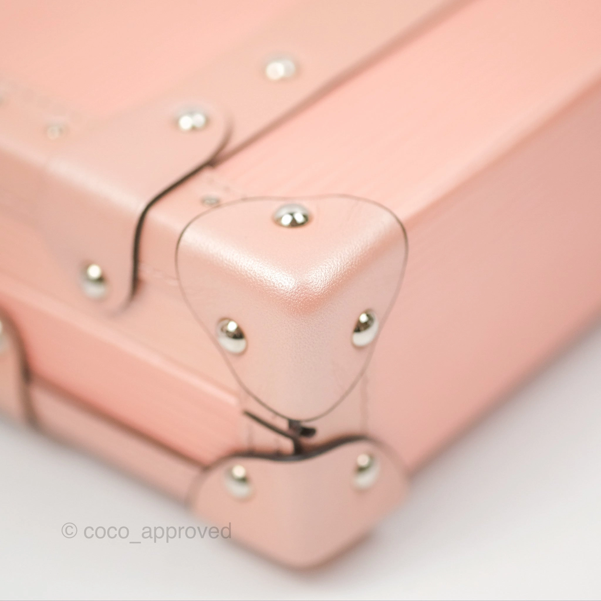Louis Vuitton Petite Malle Rose Epi