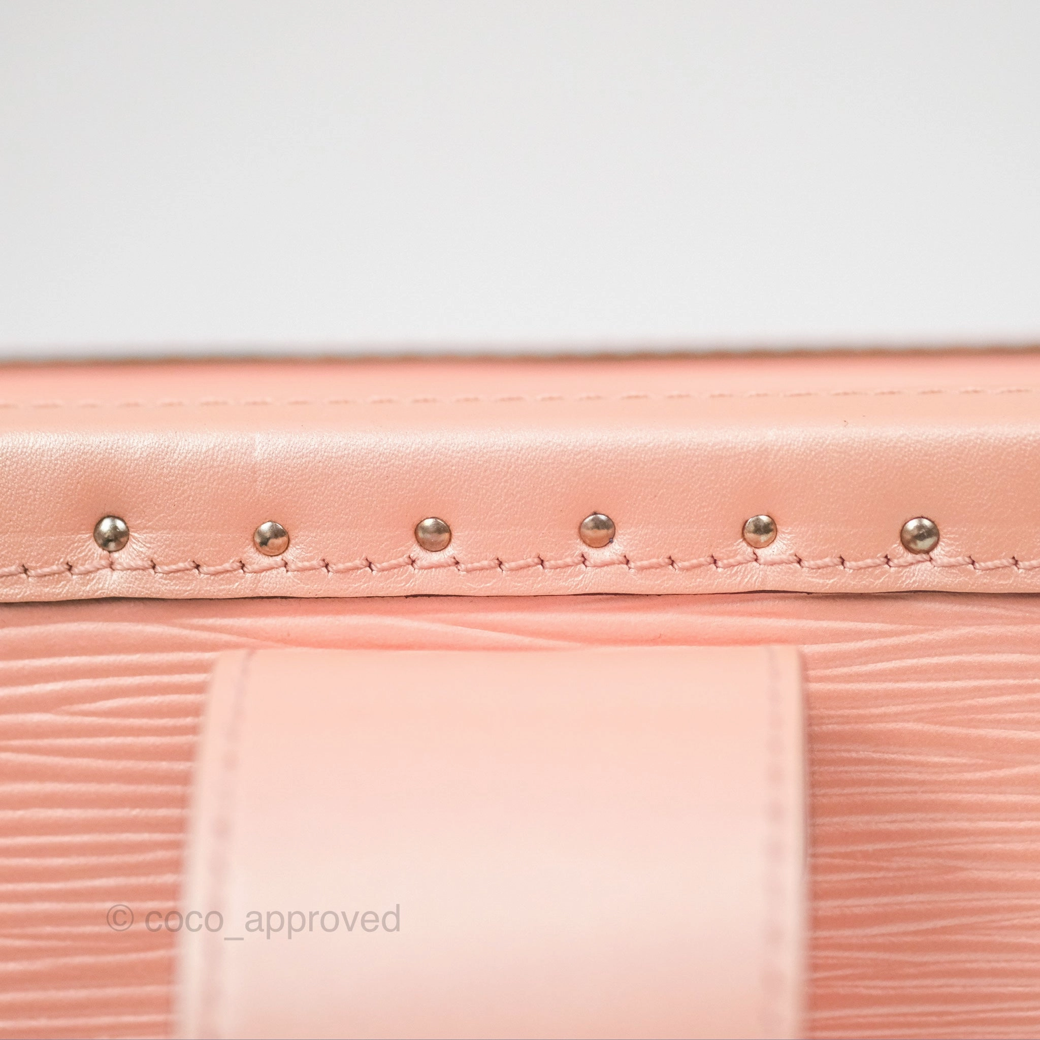 Louis Vuitton Petite Malle Rose Epi