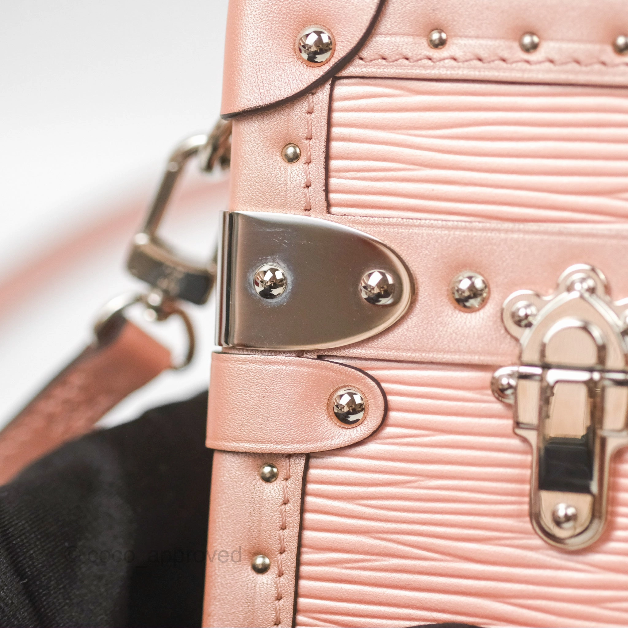 Louis Vuitton Petite Malle Rose Epi