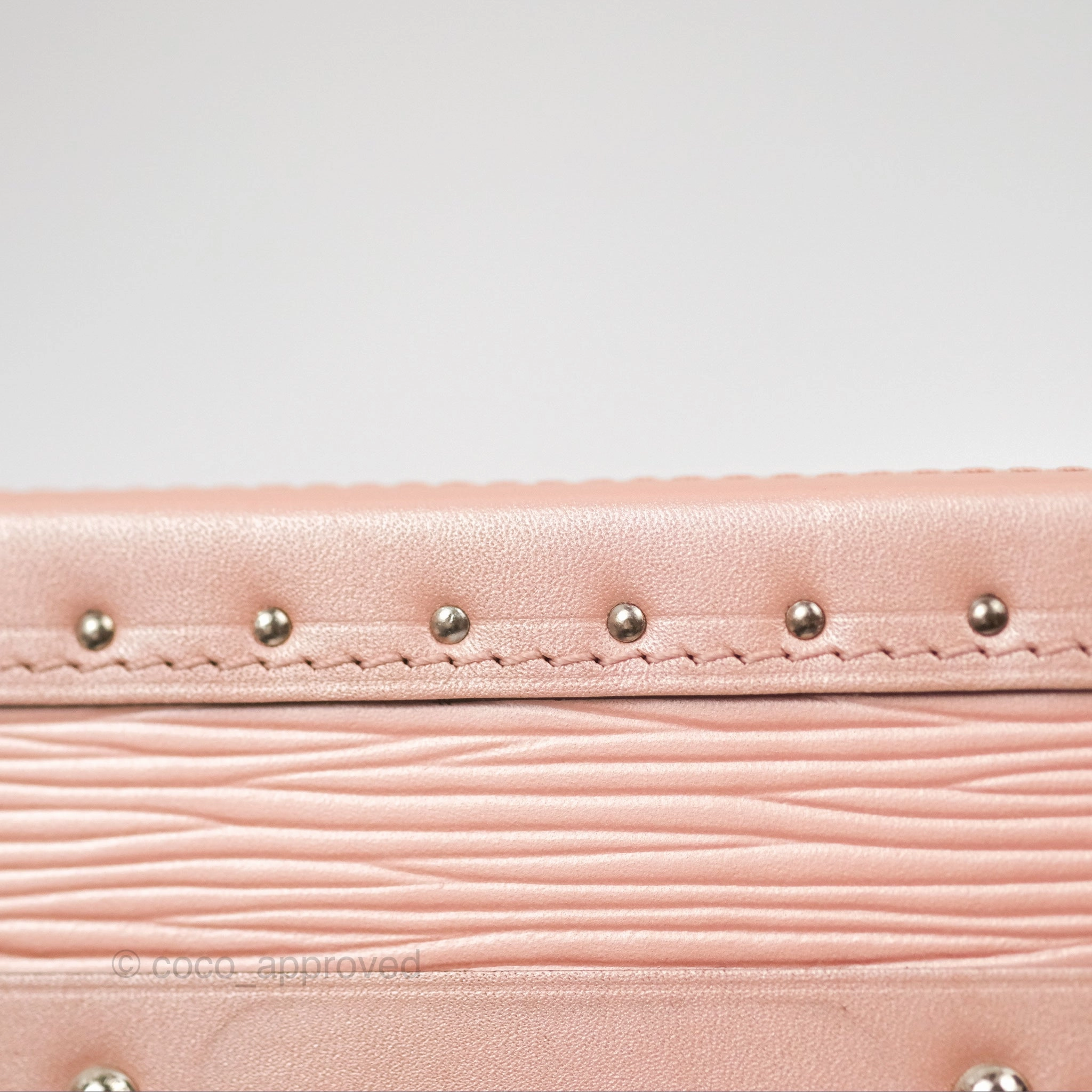 Louis Vuitton Petite Malle Rose Epi