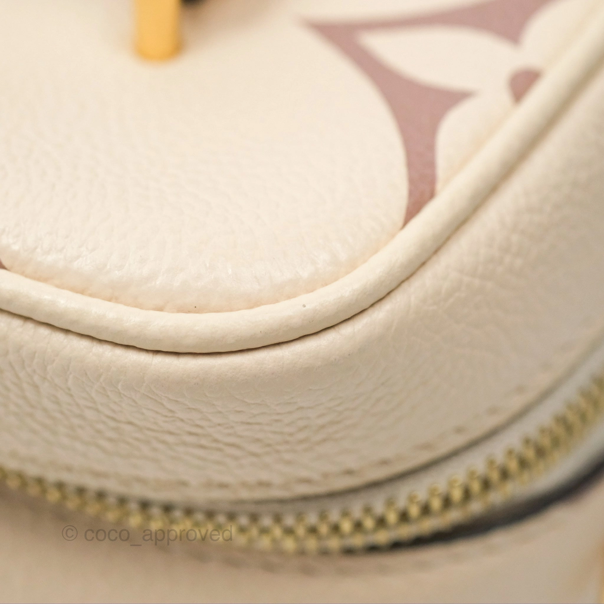 Louis Vuitton Vanity PM Empreinte Monogram Giant Creme/Bois de Rose