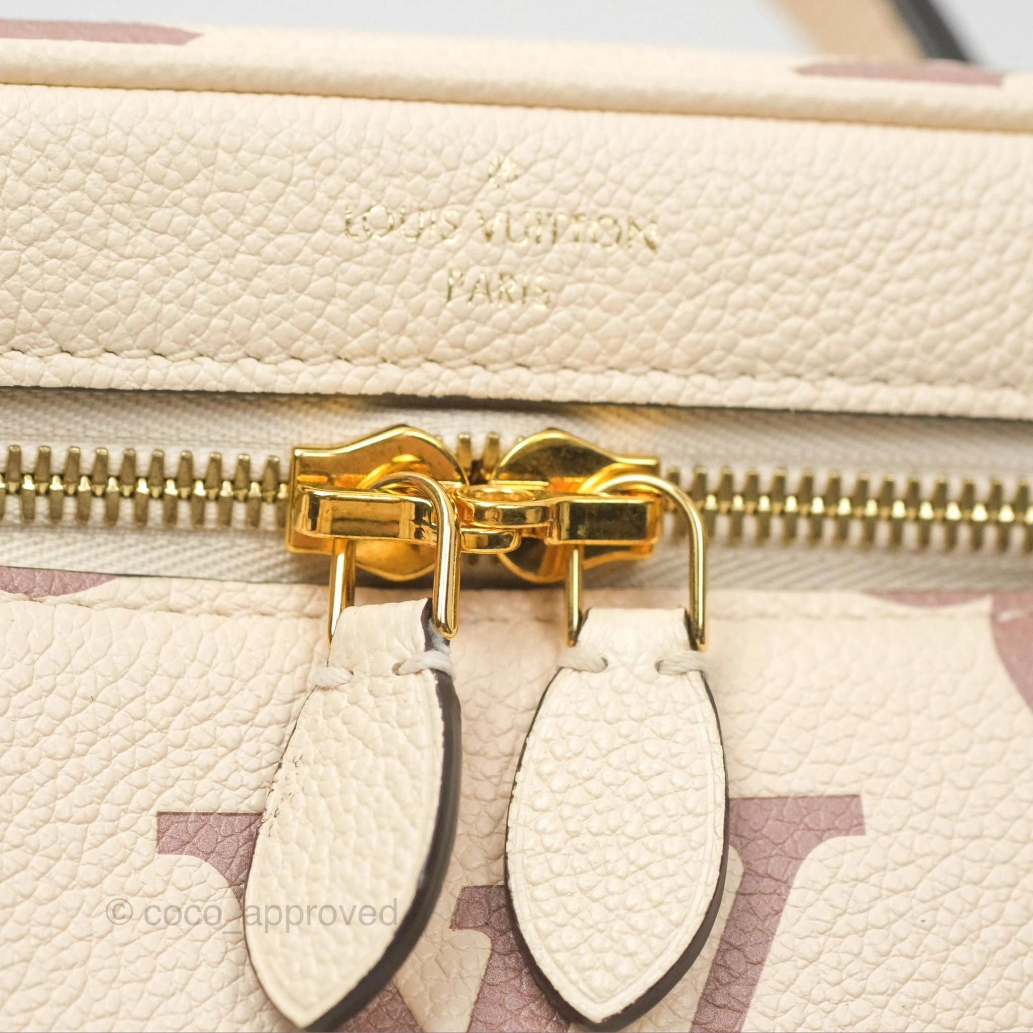Louis Vuitton Vanity PM Empreinte Monogram Giant Creme/Bois de Rose