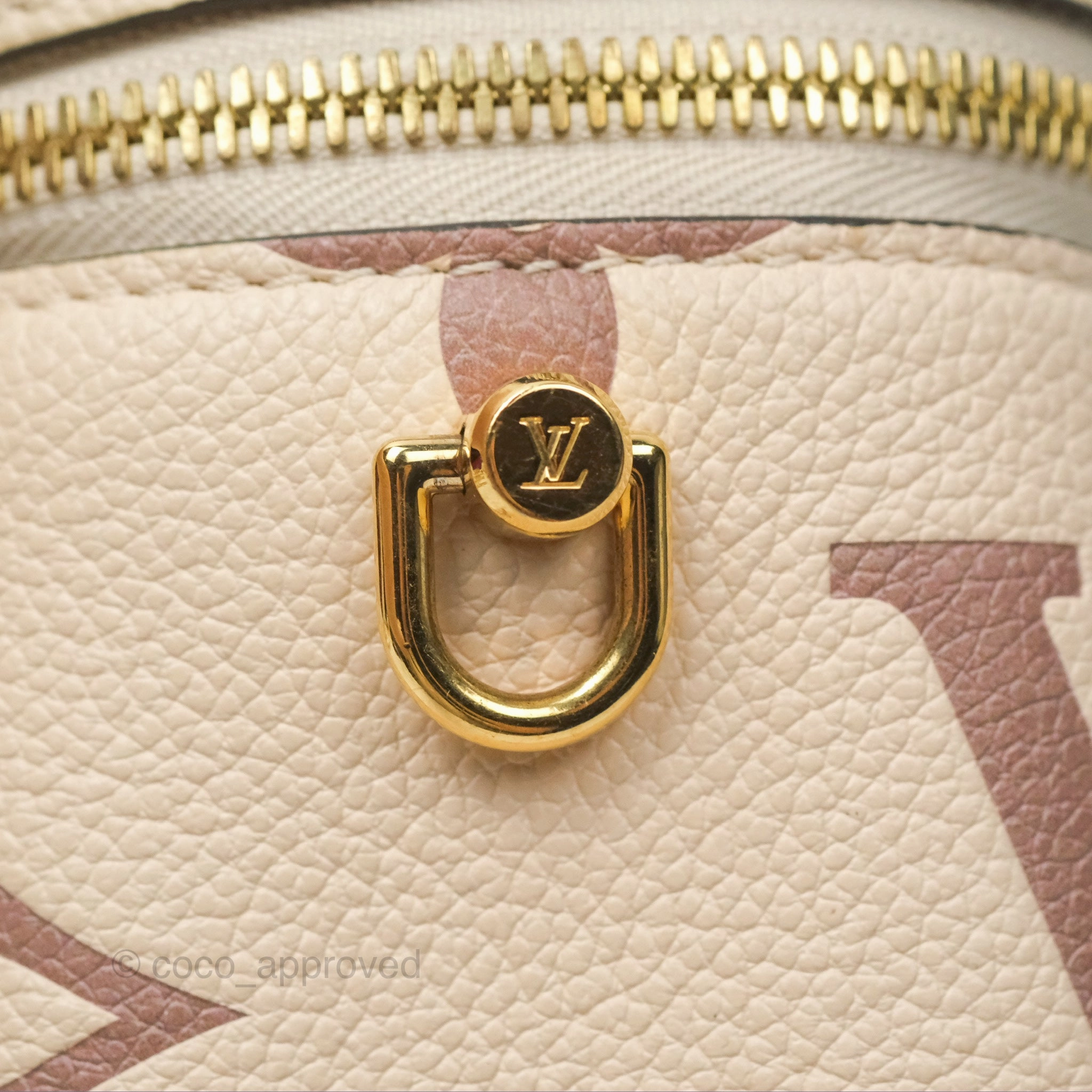 Louis Vuitton Vanity PM Empreinte Monogram Giant Creme/Bois de Rose