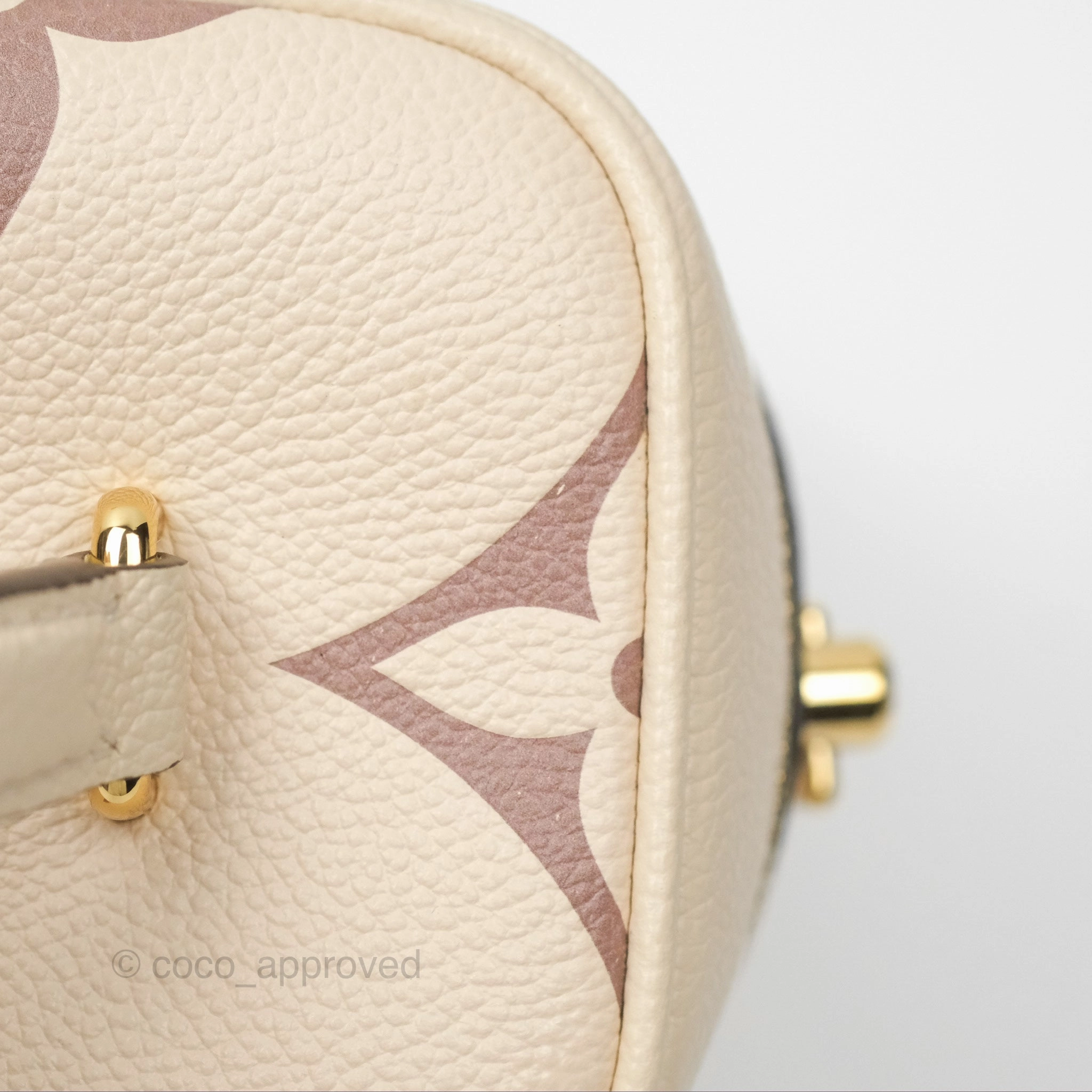 Louis Vuitton Vanity PM Empreinte Monogram Giant Creme/Bois de Rose