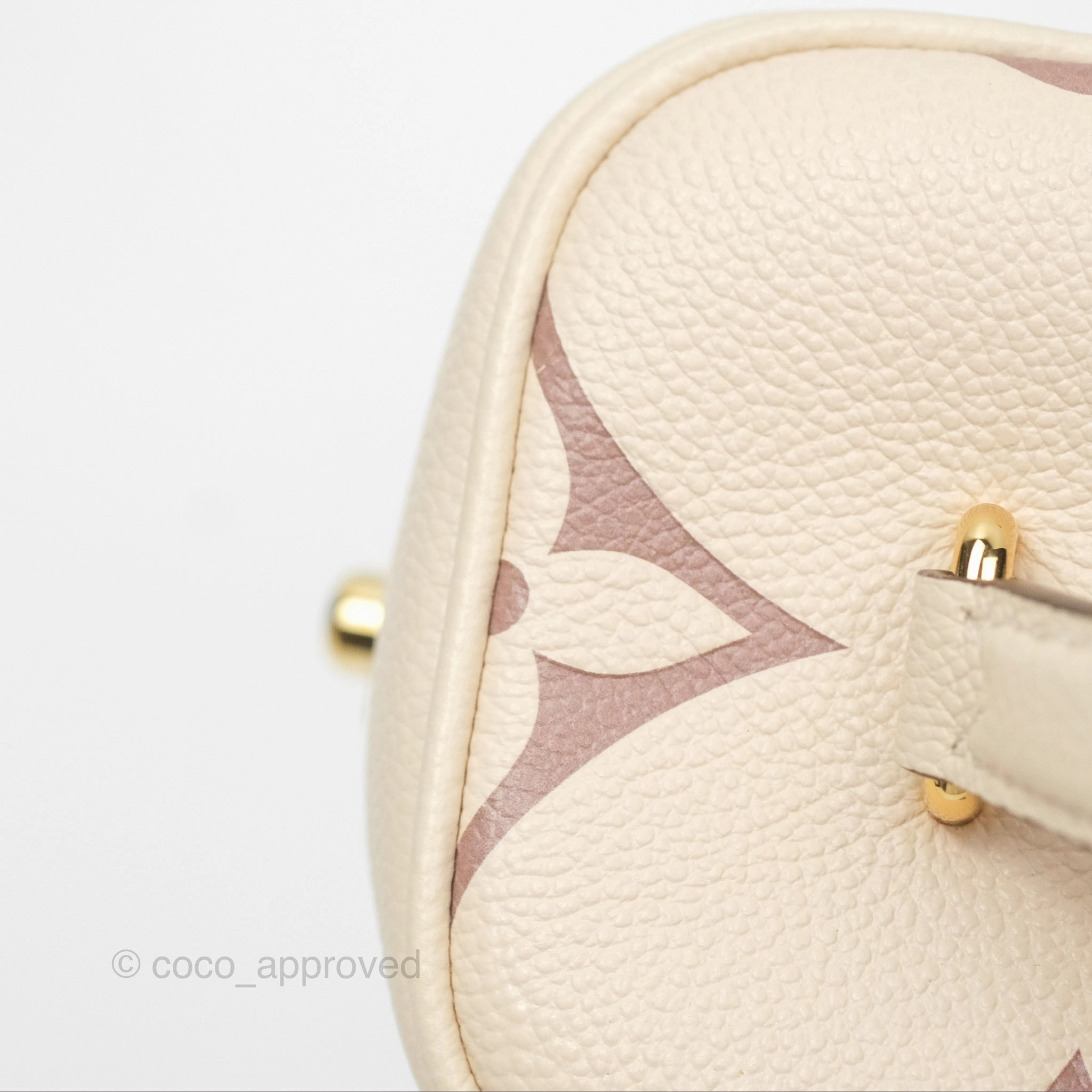 Louis Vuitton Vanity PM Empreinte Monogram Giant Creme/Bois de Rose