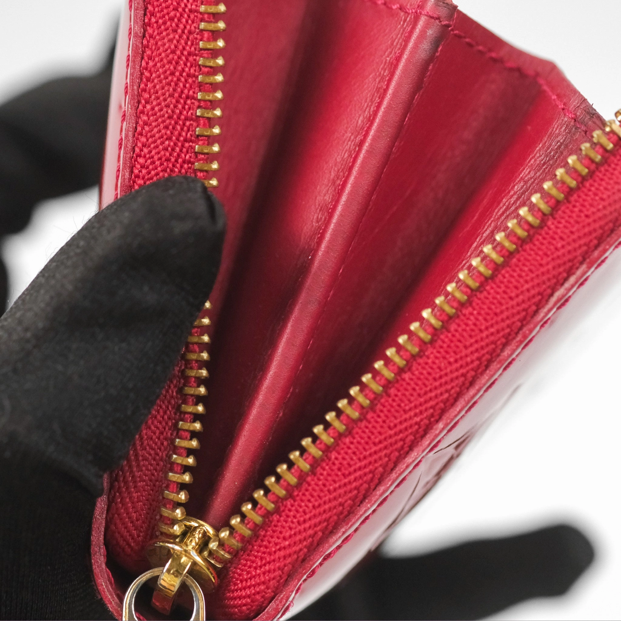 Louis Vuitton Vernis Zippy Coin Purse Rouge Grenadine Patent