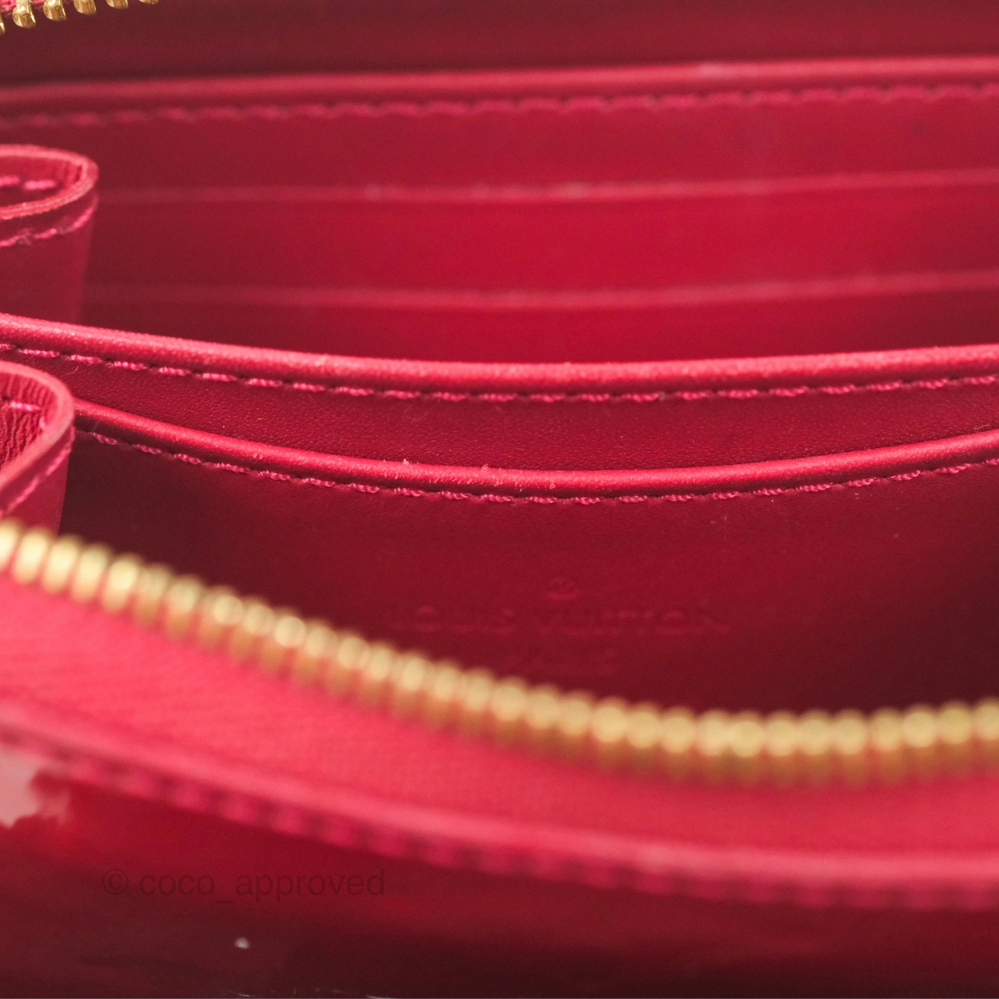 Louis Vuitton Vernis Zippy Coin Purse Rouge Grenadine Patent