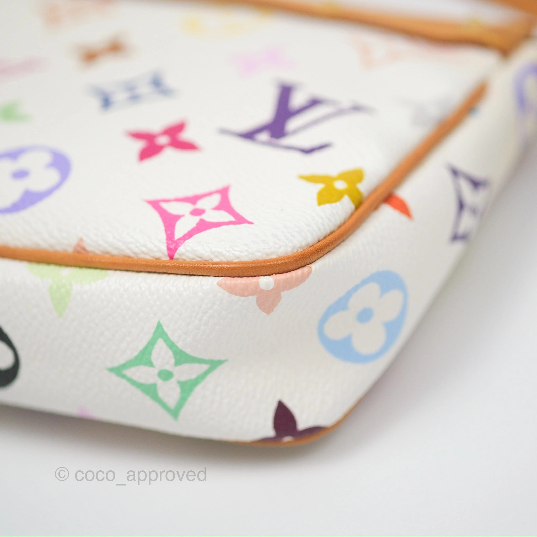 Louis Vuitton x Takashi Murakami Pochette White Rainbow Monogram