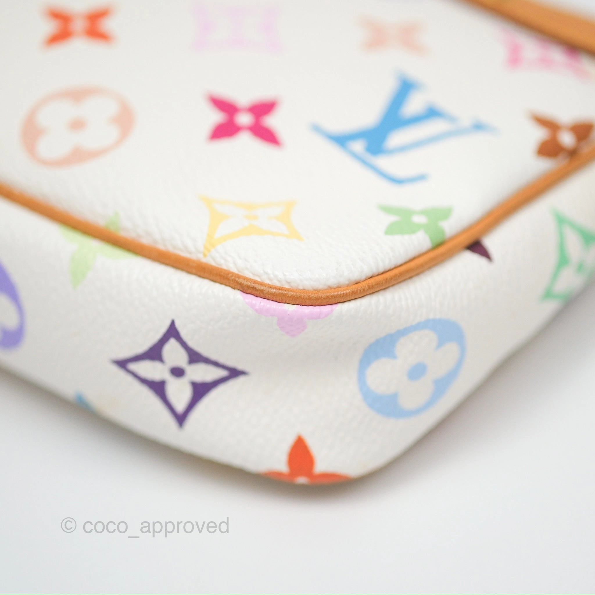 Louis Vuitton x Takashi Murakami Pochette White Rainbow Monogram