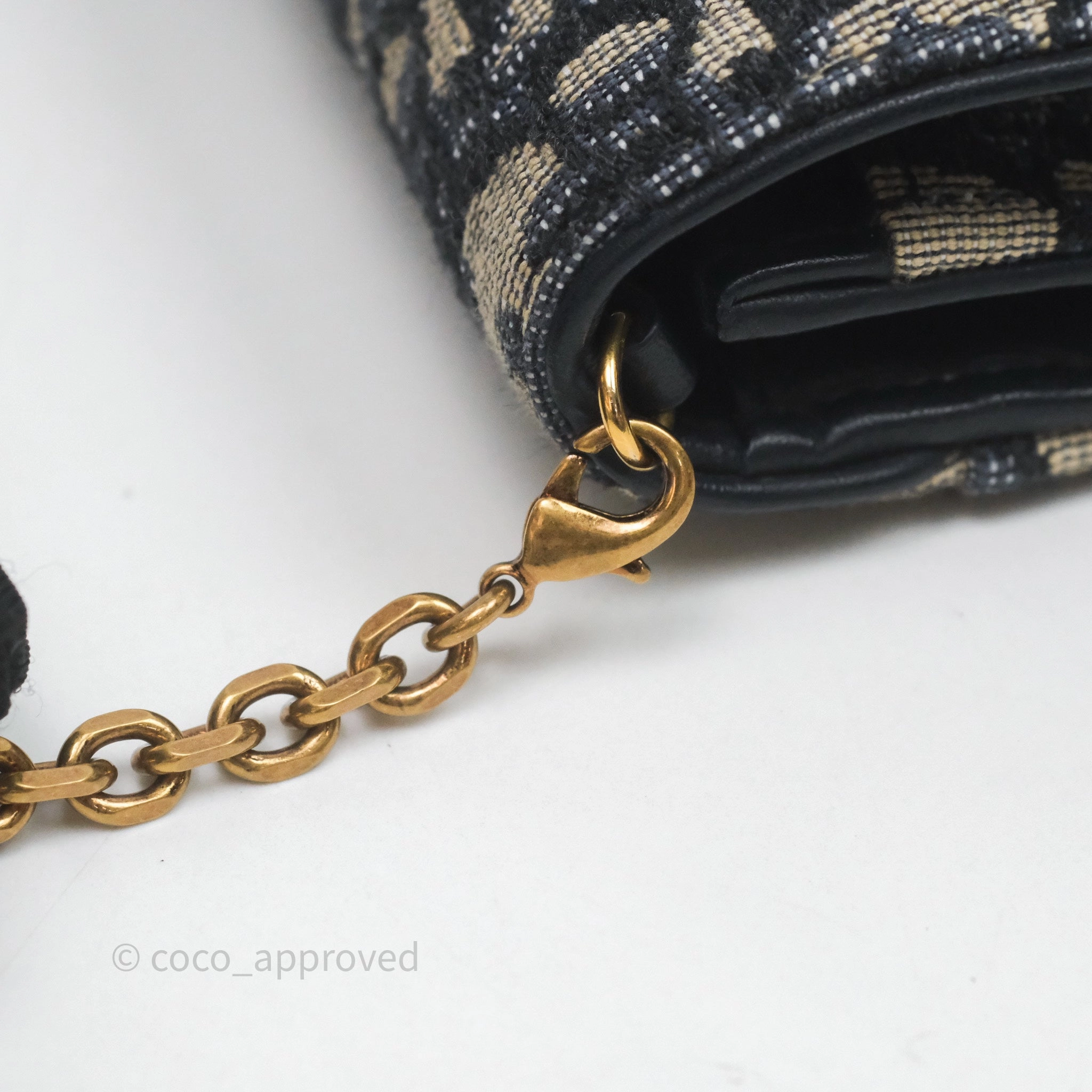 Small Saddle Pouch Wallet with Chain Blue Dior Oblique Jacquard